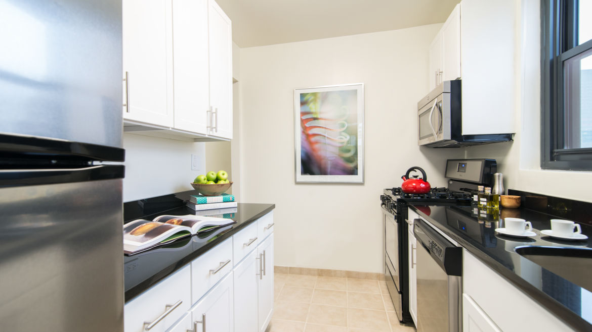 Murray Hill Tower Apartments in Murray Hill 245 E 40th St