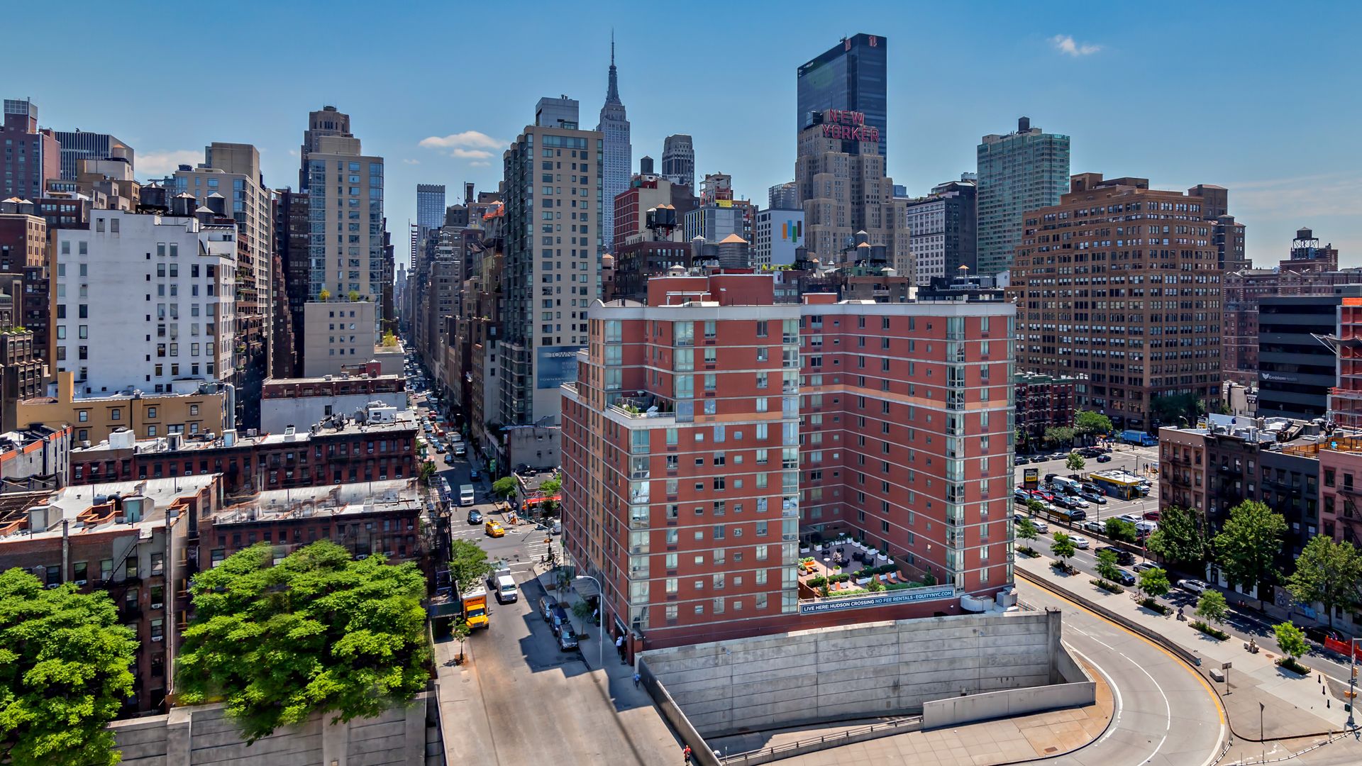 Hudson Crossing Apartments in Midtown West 400 West 37th St