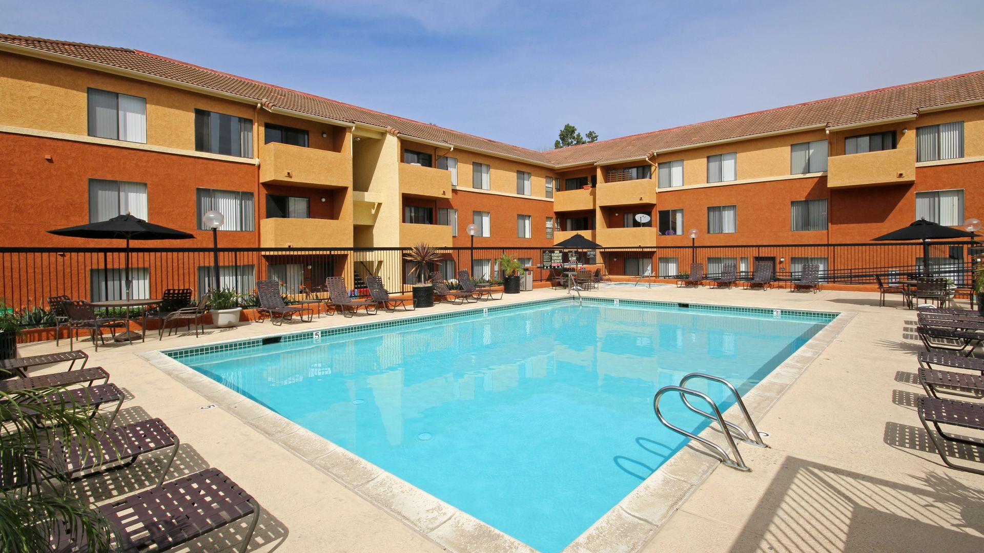 Ocean Crest Apartments Solana Beach 873 Stevens Avenue