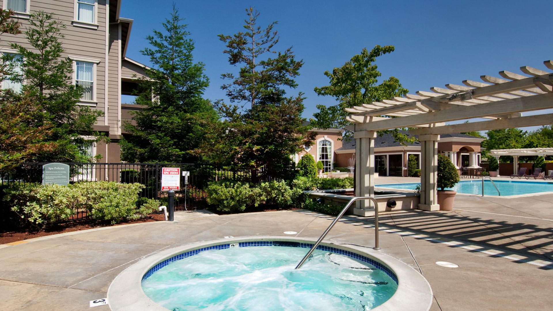 The Hacienda Apartments Reviews The Hacienda Apartments Reviews