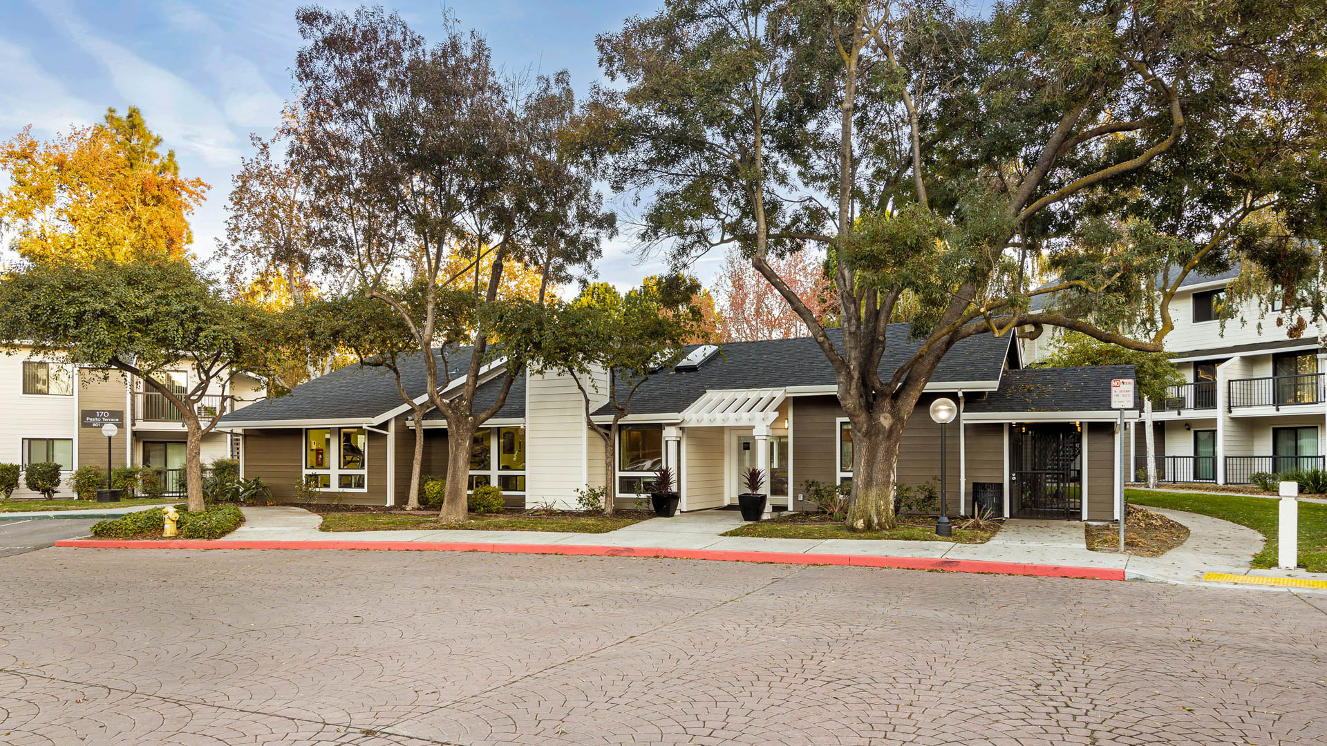 Briarwood Apartments 3 of 12