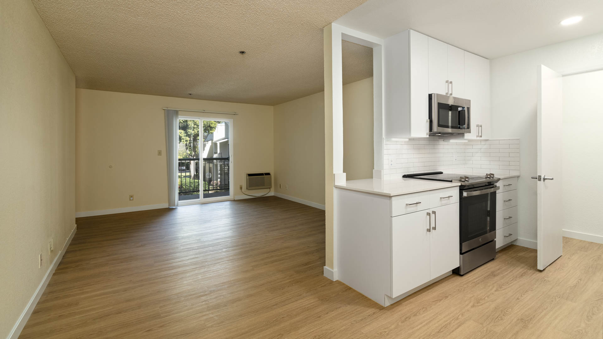 Briarwood Apartments 6 of 12