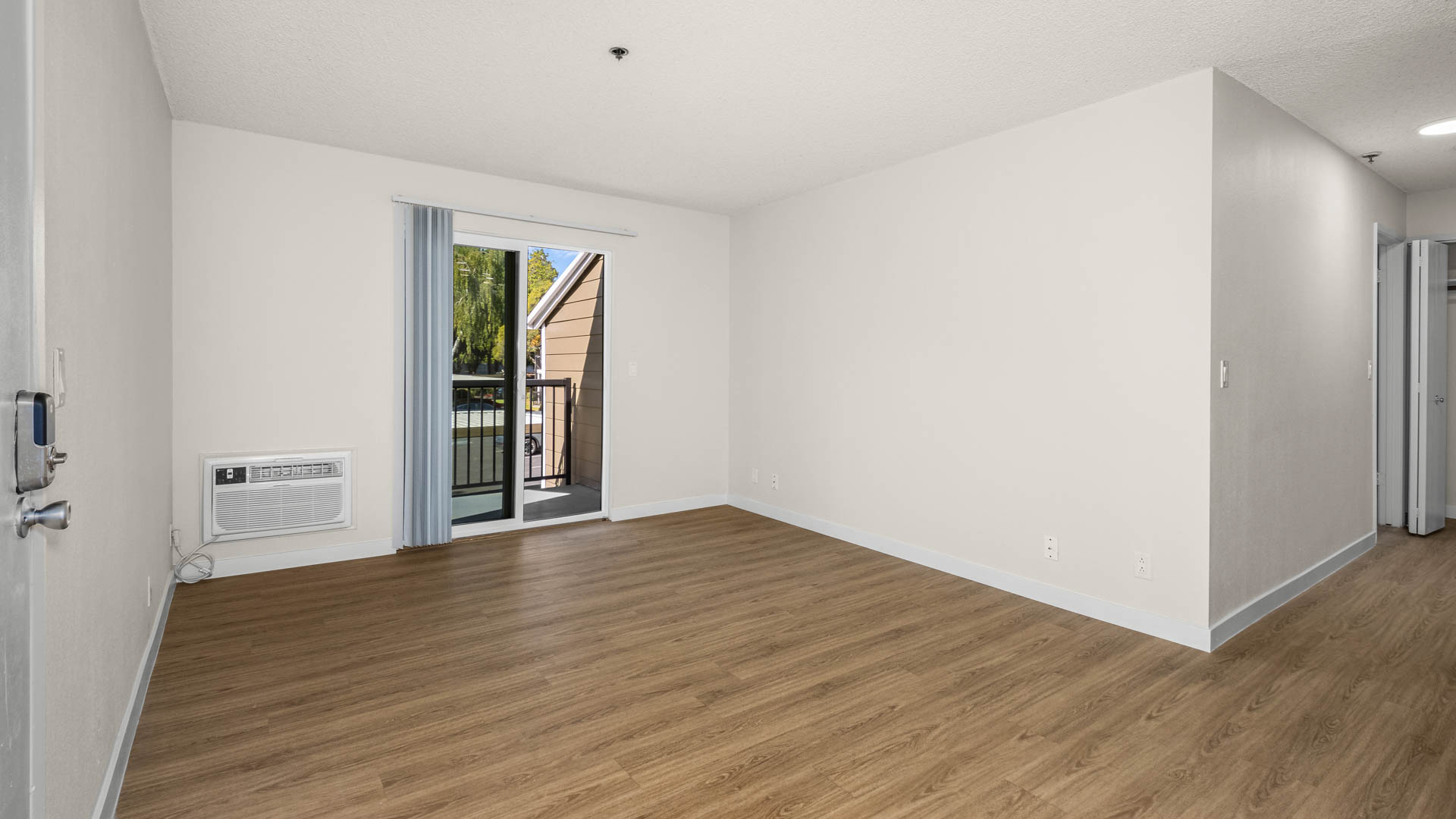 Briarwood Apartments 7 of 12