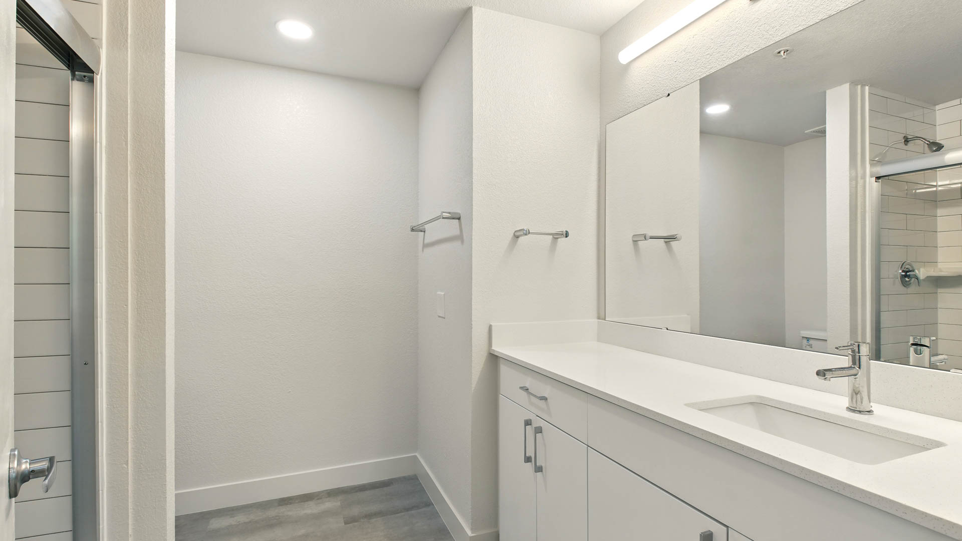 Alborada Apartments 2 of 10