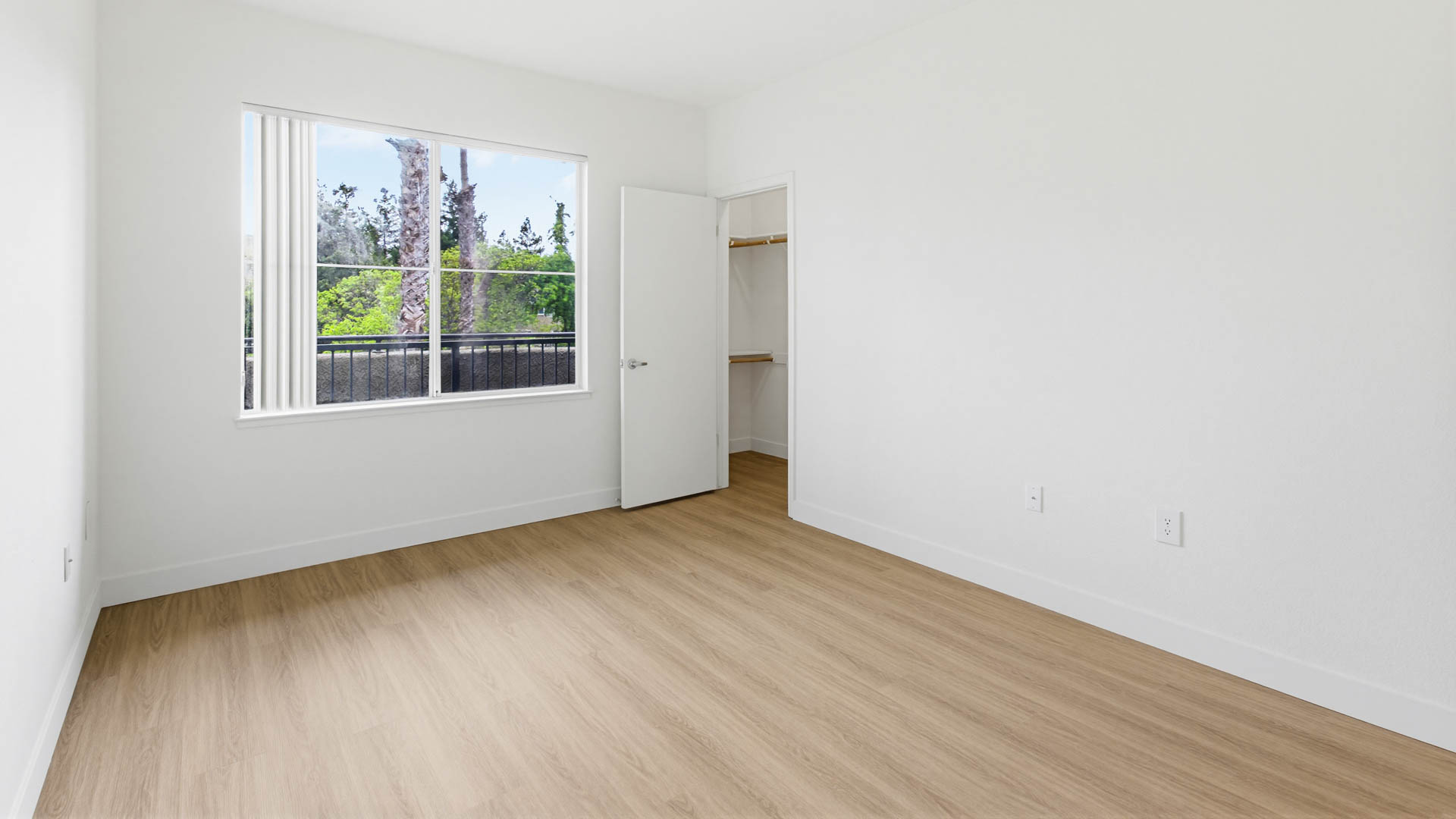 Alborada Apartments 7 of 11