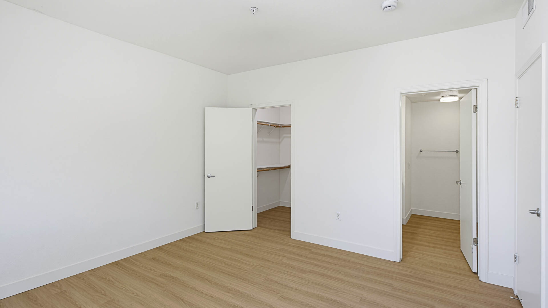 Alborada Apartments 32 of 48