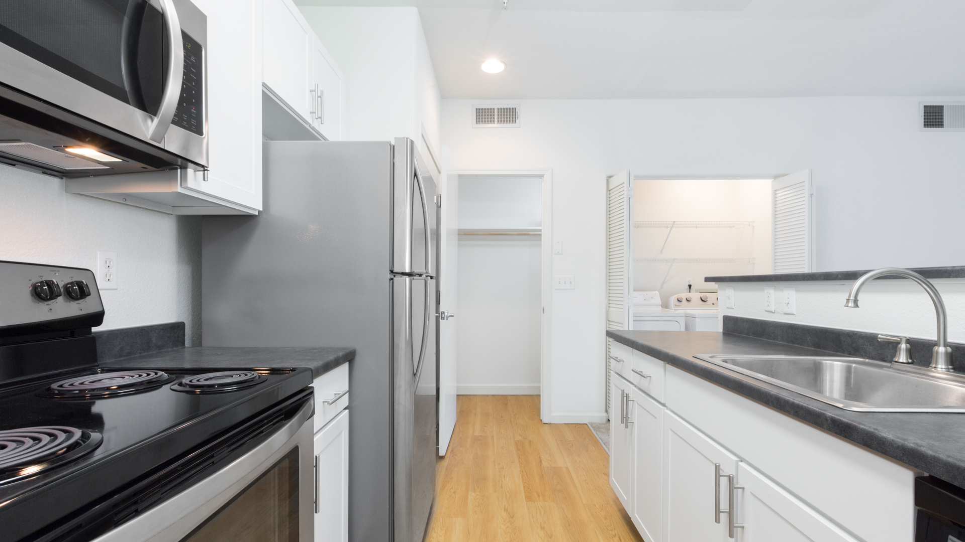 Alborada Apartments 10 of 16