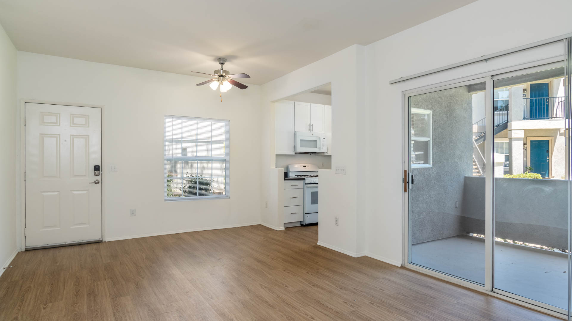 Ridgewood Village Apartments 8 of 12