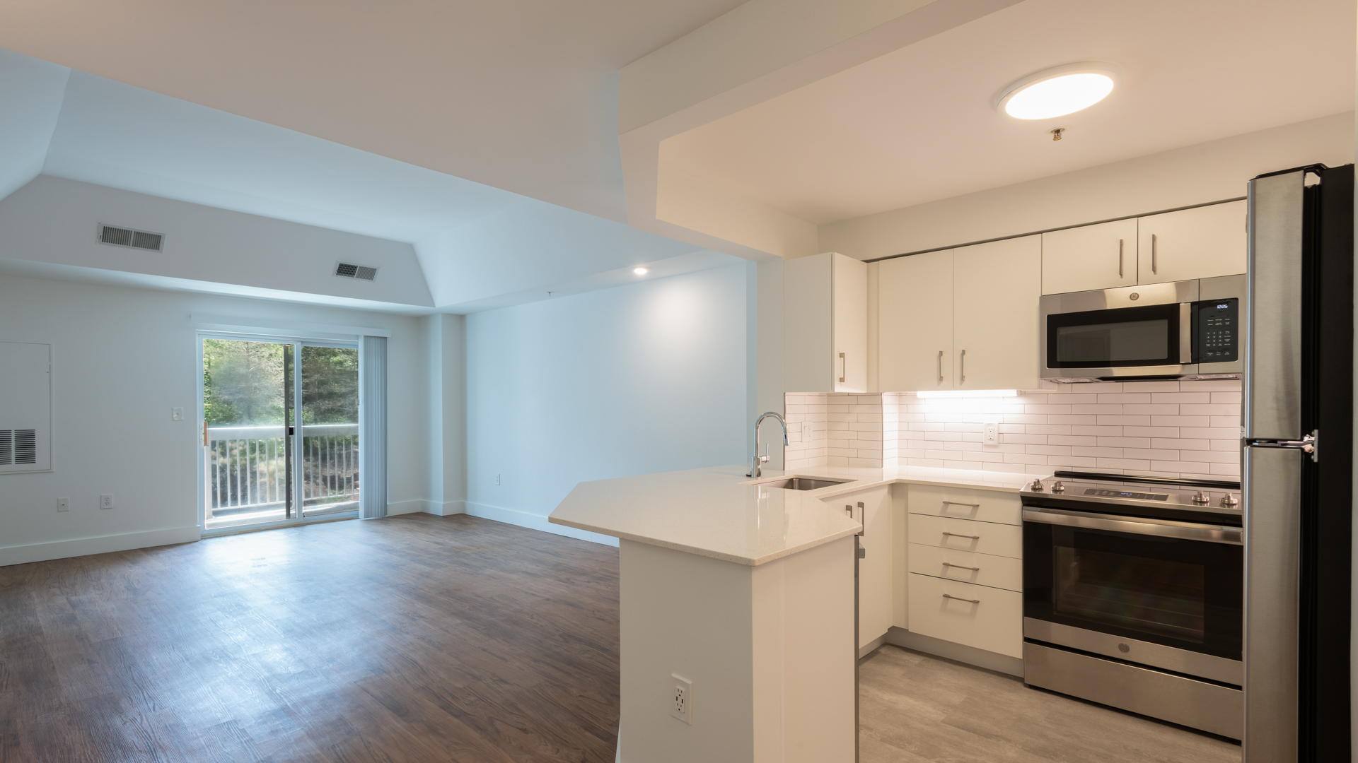 Rosecliff Apartments 1 of 7
