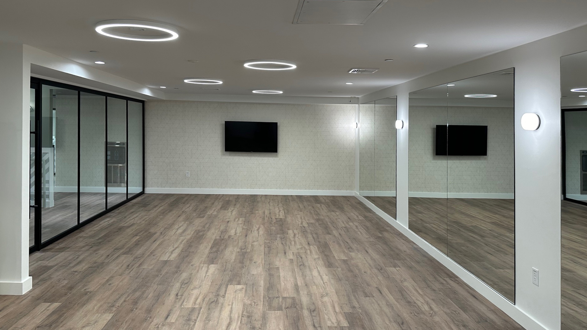 Gym at Rosecliff Apartments (3 of 4)