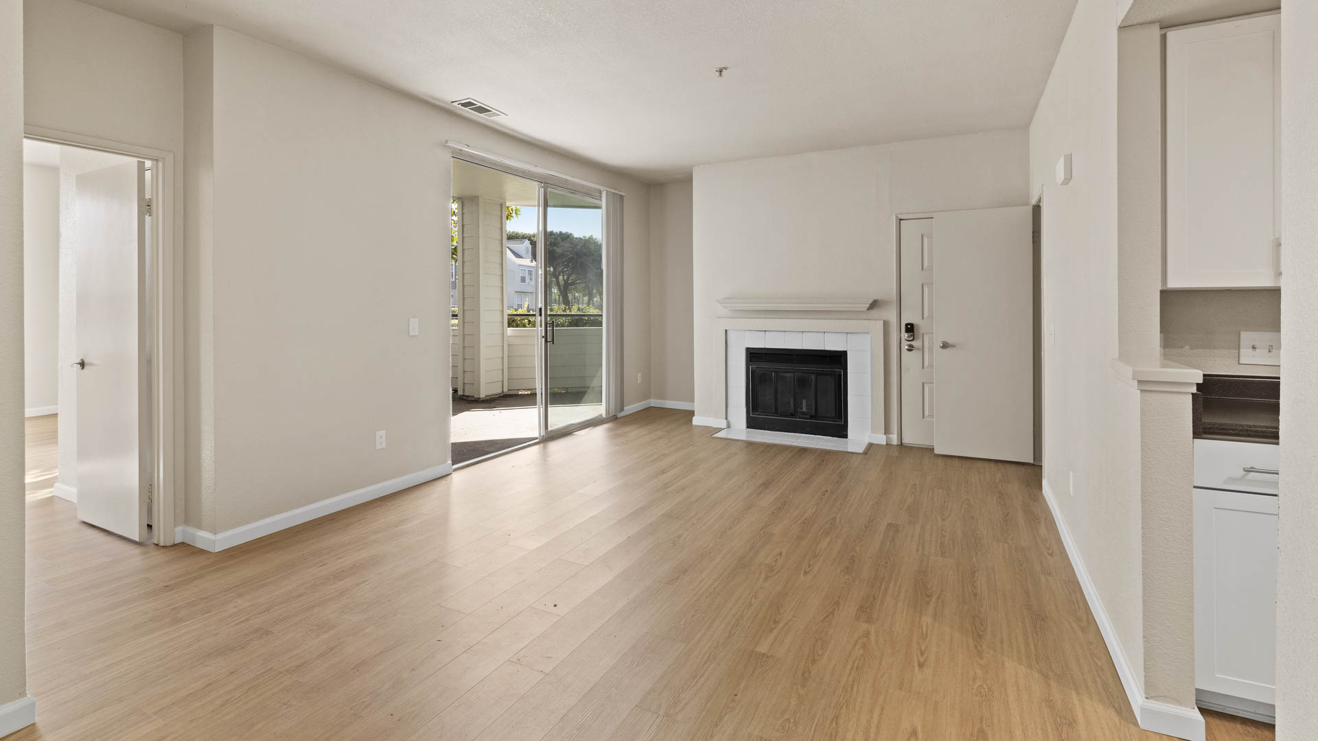 Schooner Bay Apartment Homes 11 of 12