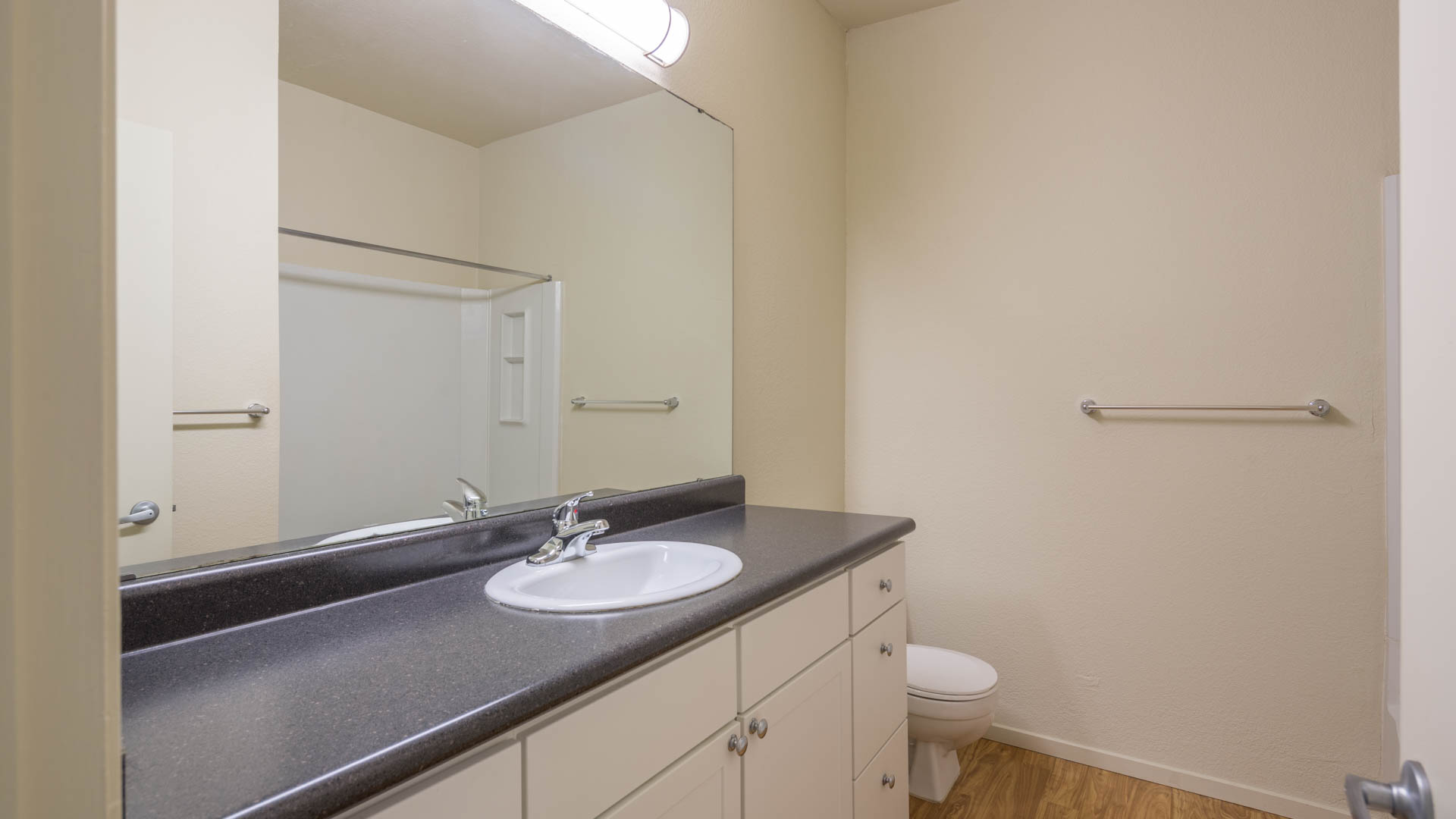 Schooner Bay Apartment Homes 2 of 12