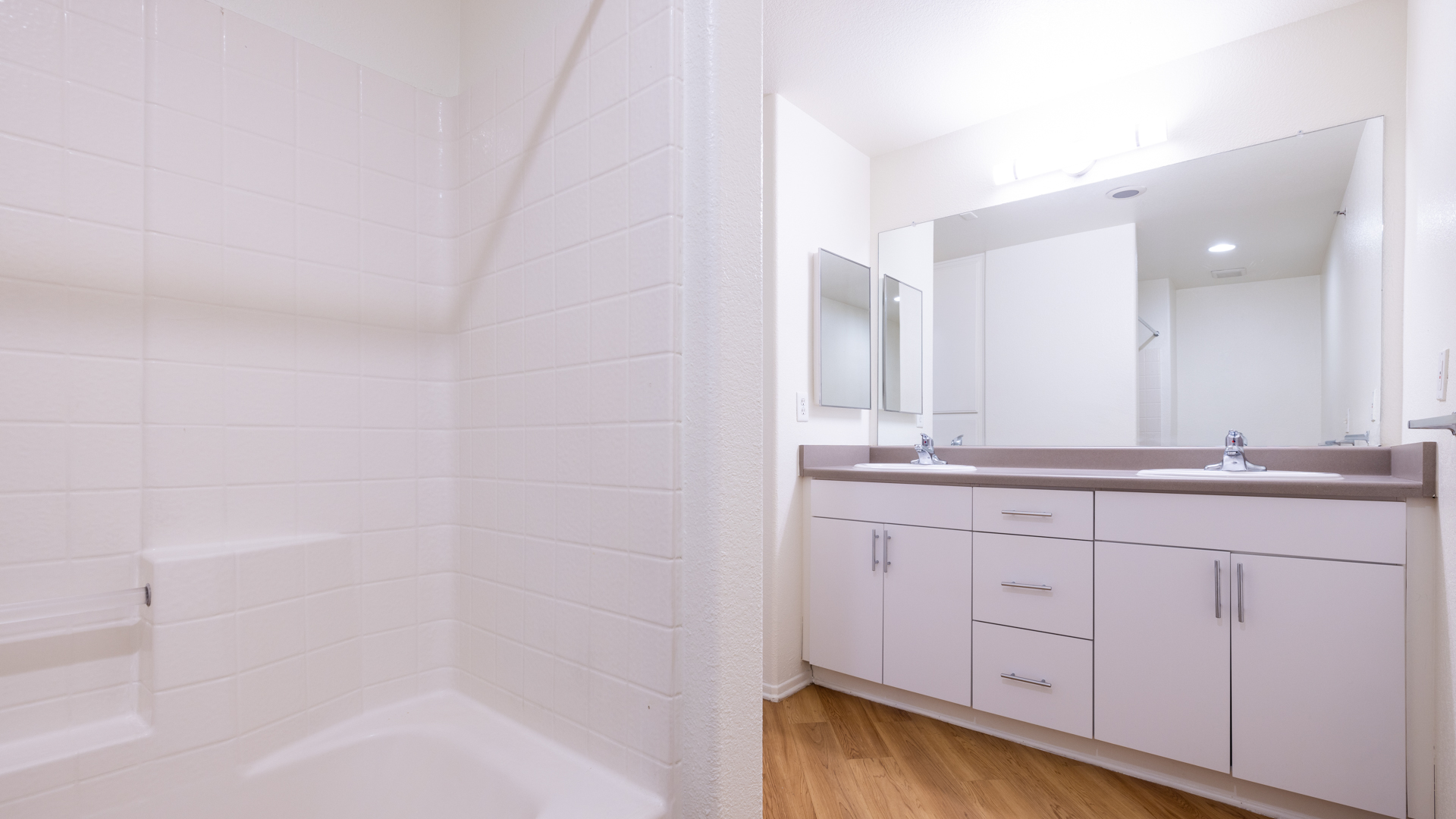 Skycrest Apartments 2 of 9