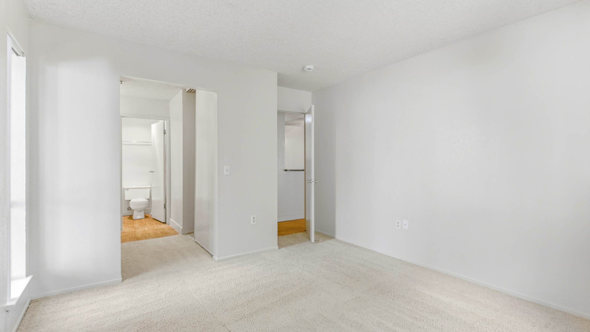 Skylark Apartments 9 of 11