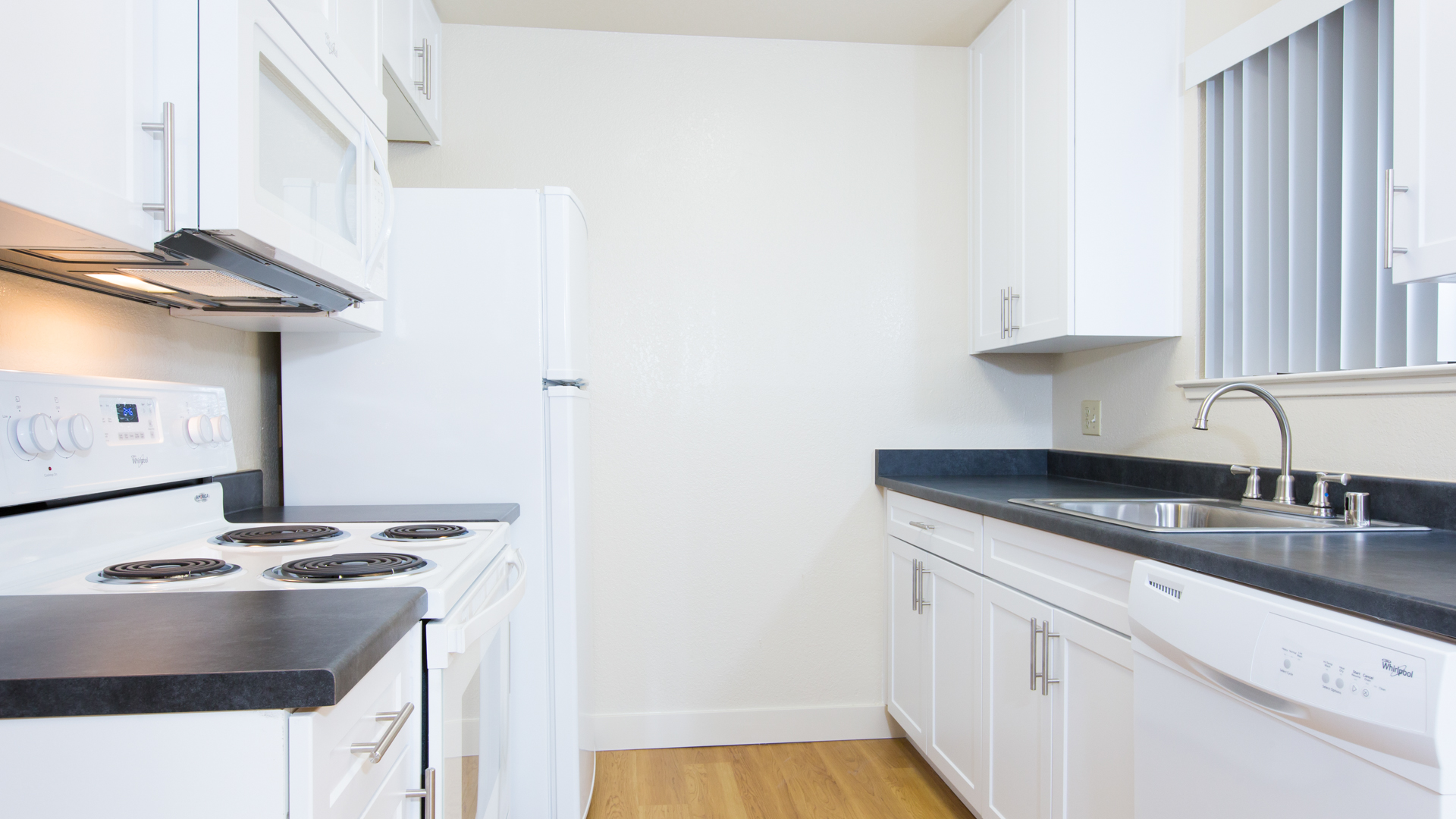 Skylark Apartments 5 of 12