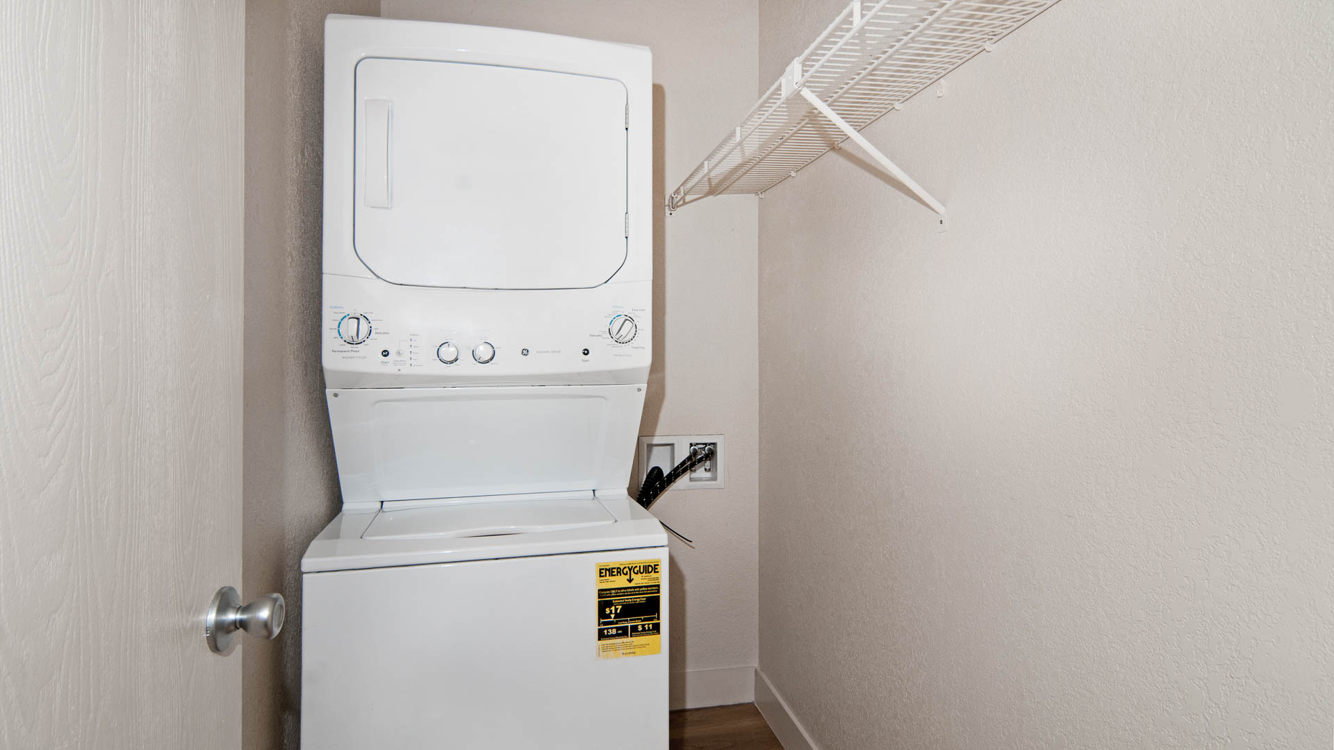 Skylark Apartments 5 of 8