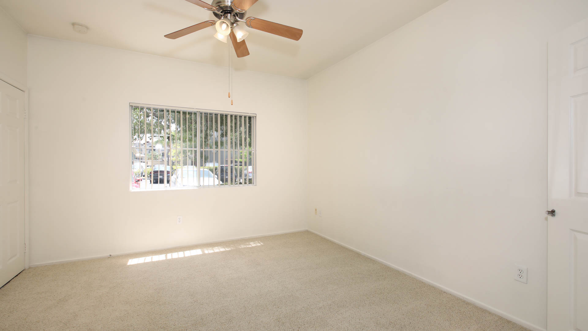 Sonterra at Foothill Ranch Apartments 5 of 6