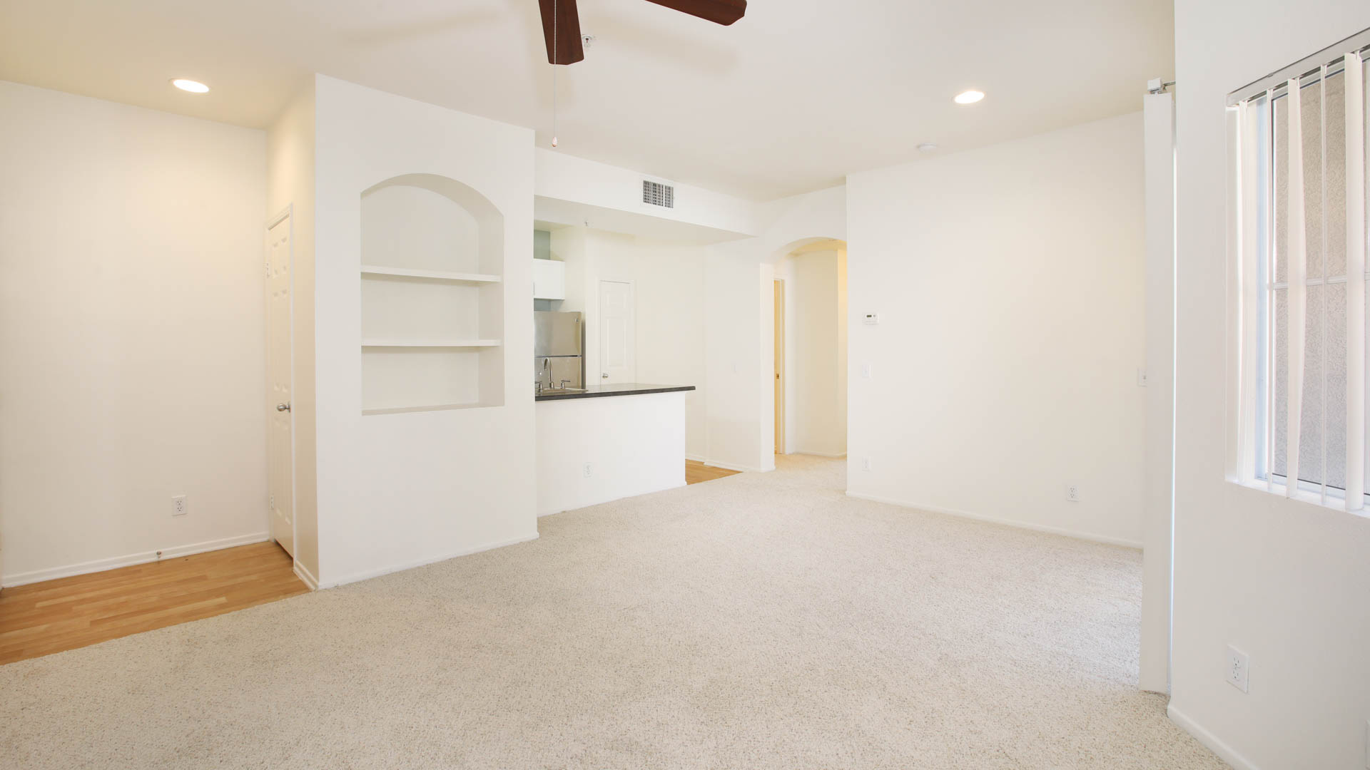 Sonterra at Foothill Ranch Apartments 1 of 11