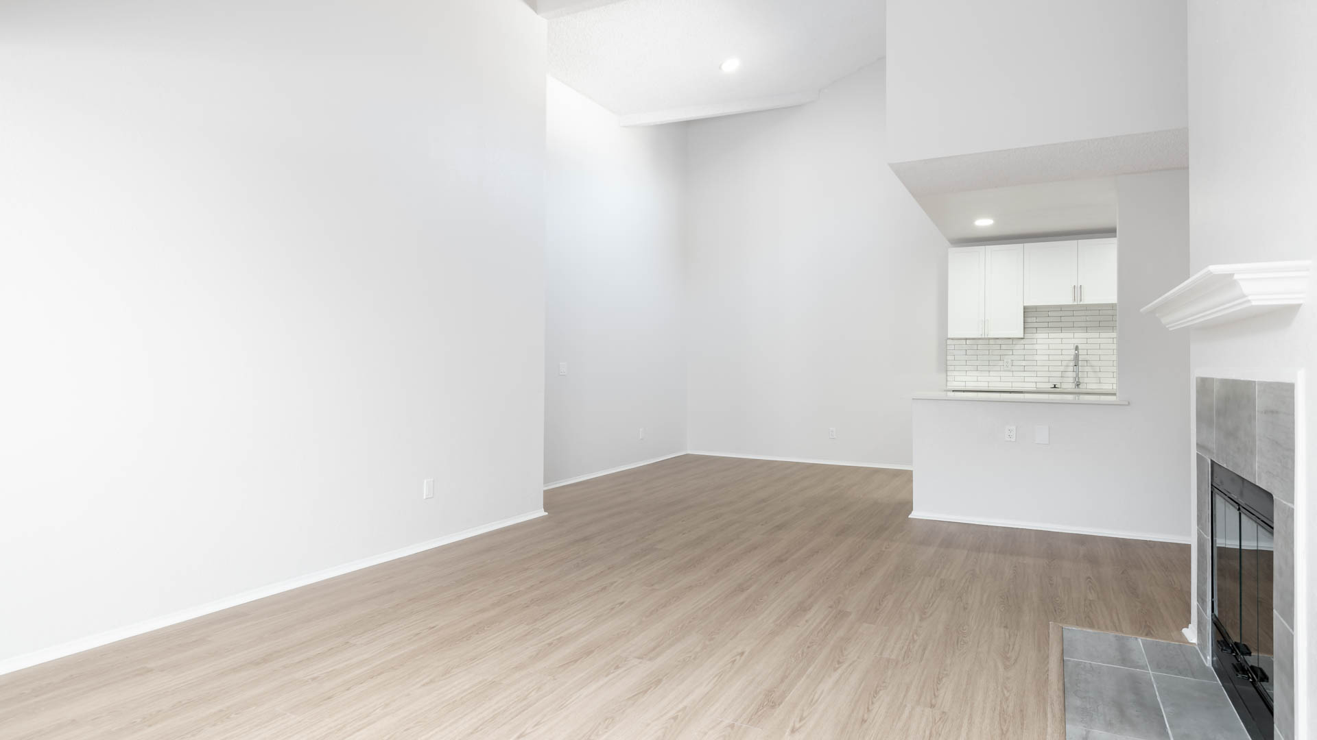 Montierra Apartments 8 of 12