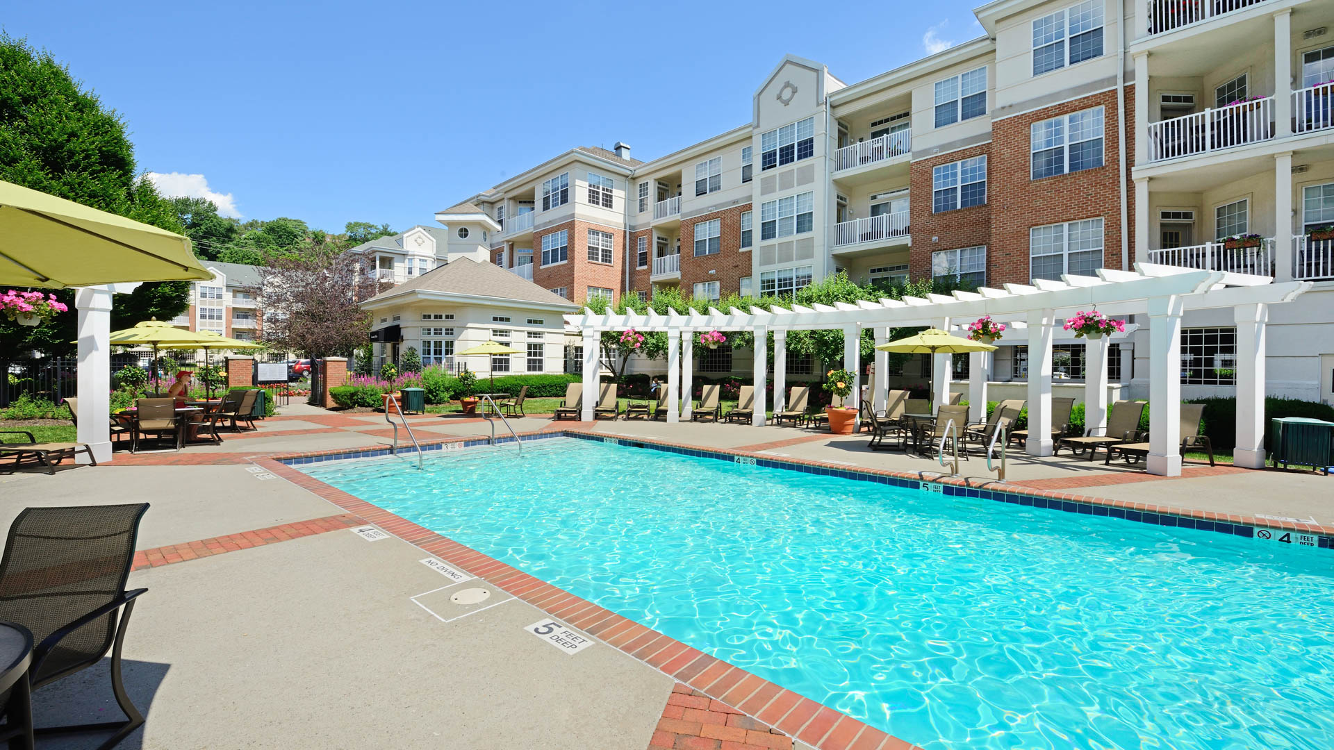 Pool at The Landings at Port Imperial Apartments (2 of 3)