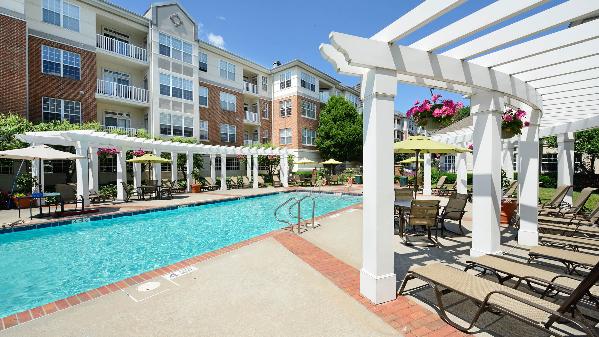 Pool at The Landings at Port Imperial Apartments (3 of 3)