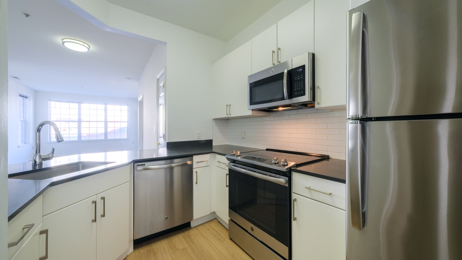 The Landings at Port Imperial Apartments 10 of 12