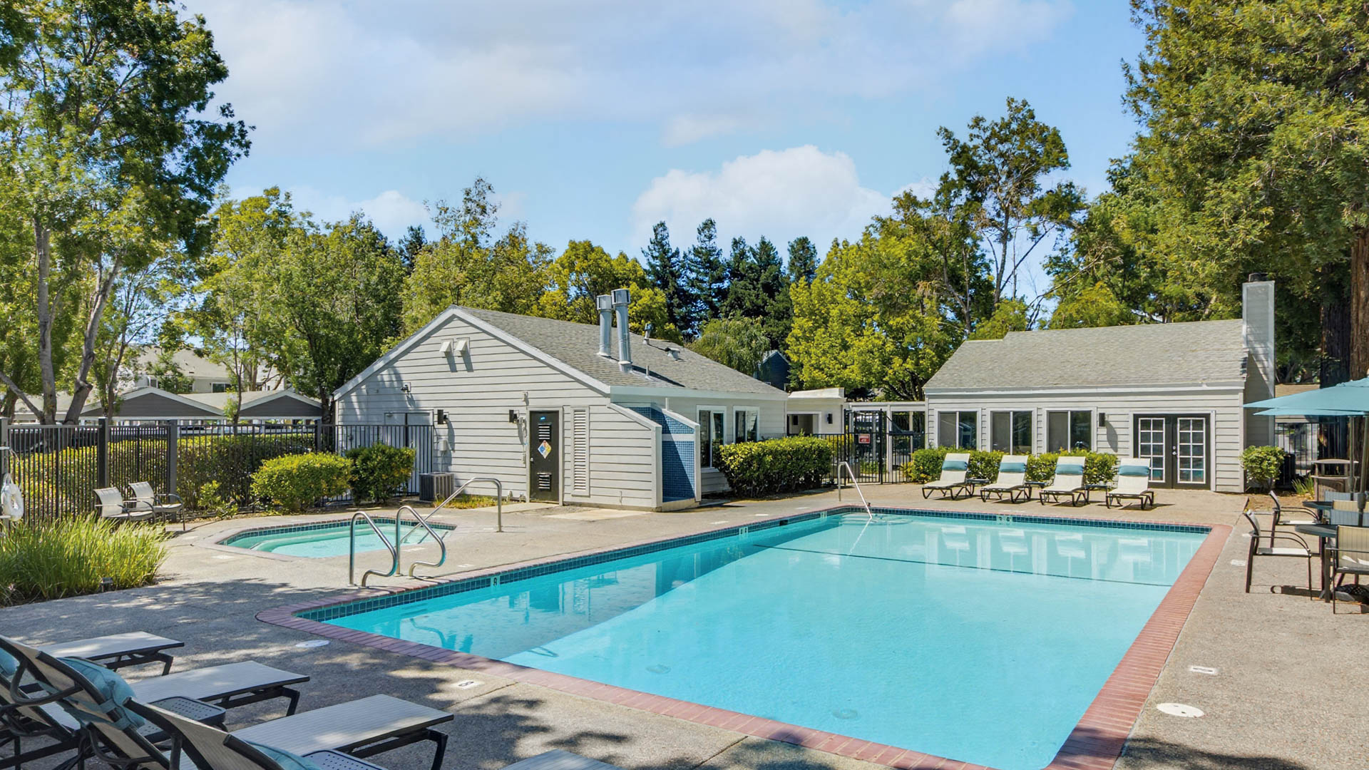 Pool at Canyon Creek Apartments (1 of 2)