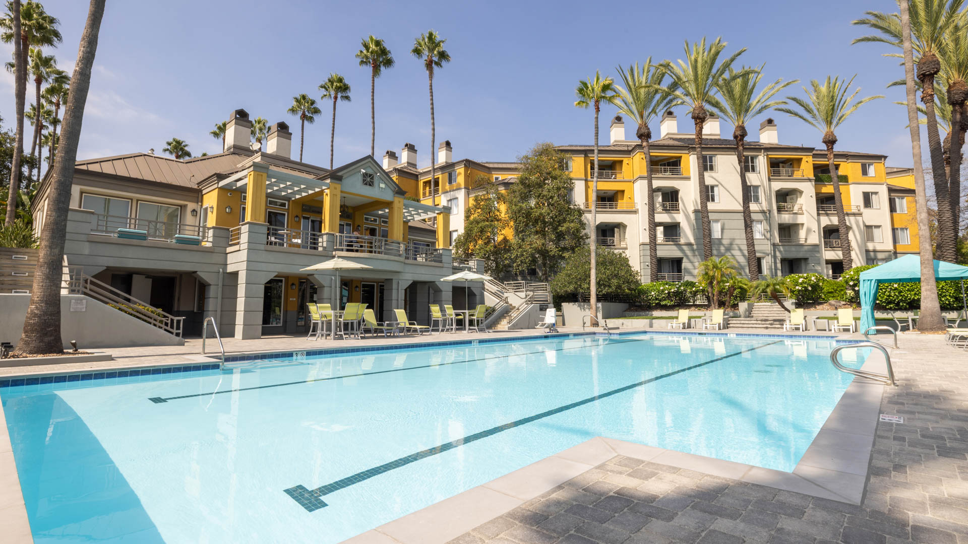 Pool at Toscana Apartments (1 of 6)
