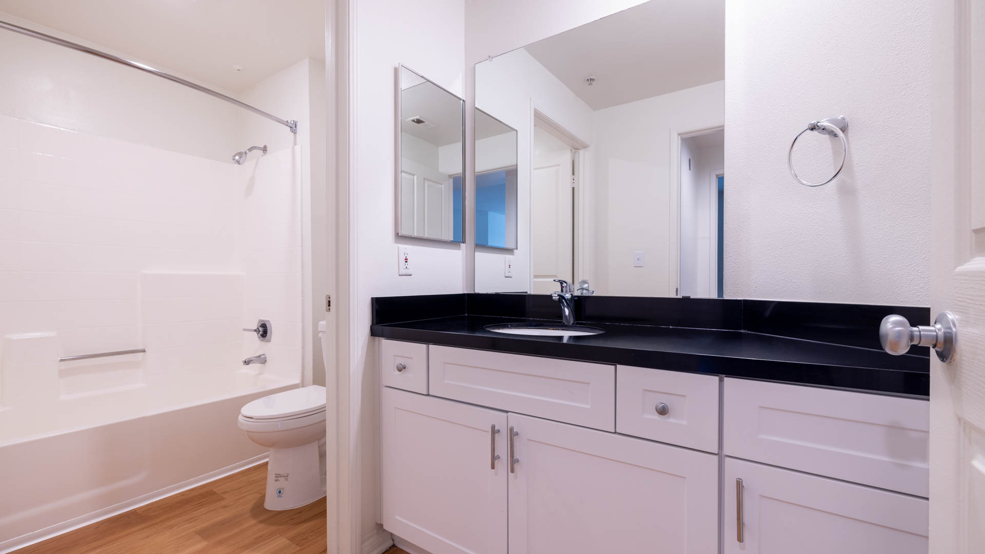 Toscana Apartments 7 of 13