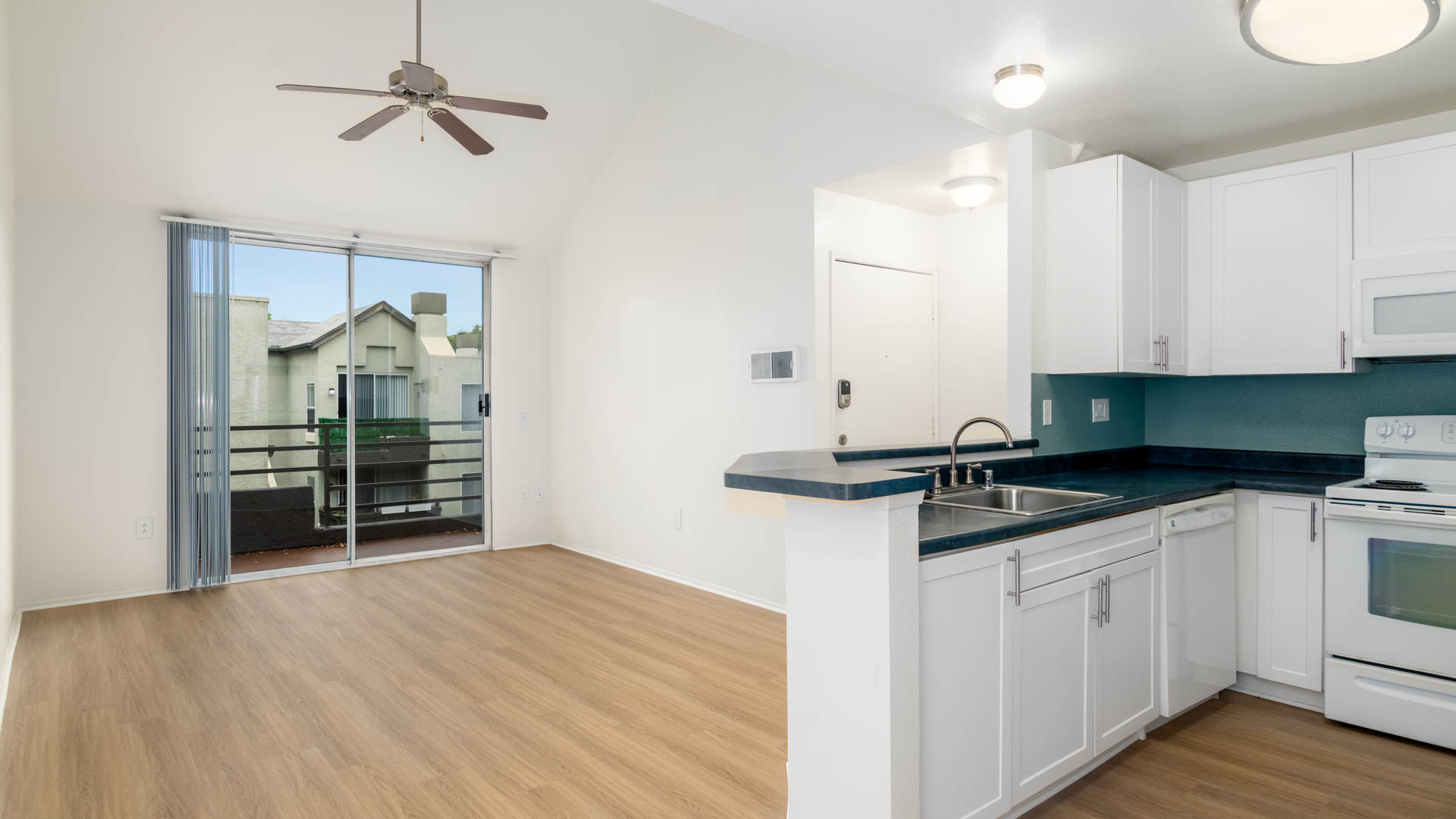 Canyon Ridge Apartments 9 of 12