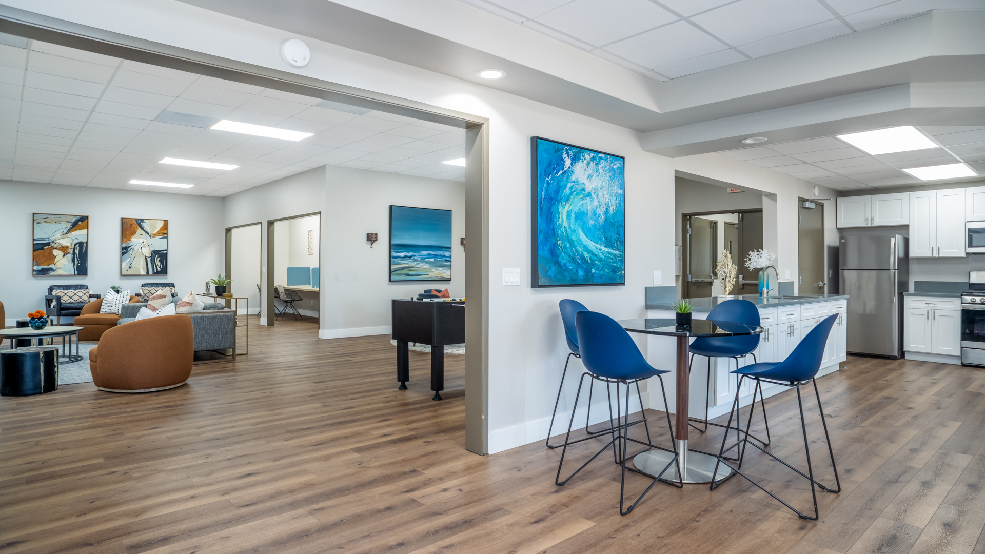 Lounge at Canyon Ridge Apartments (2 of 5)