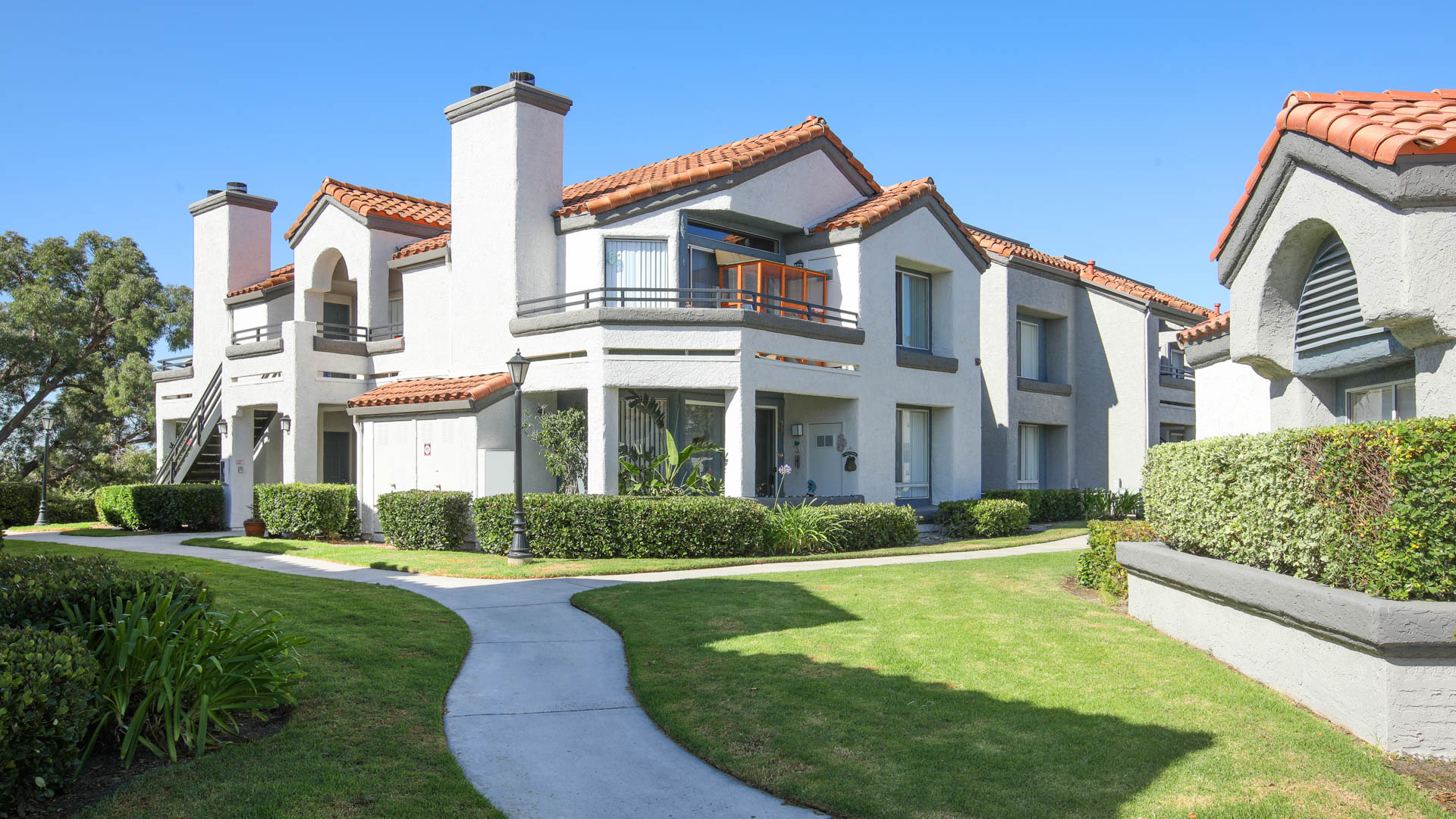 Vista Del Lago Apartments 4 of 12