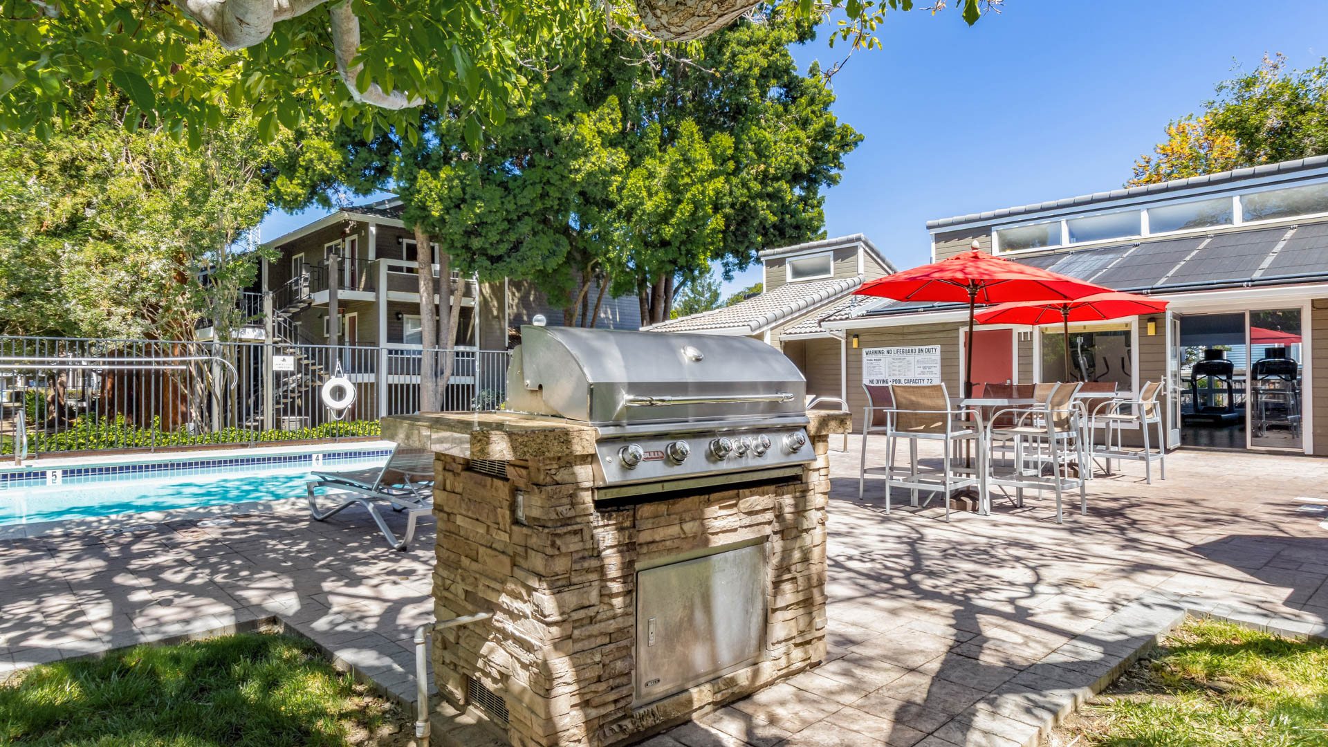 Grill area at Woodleaf Apartments