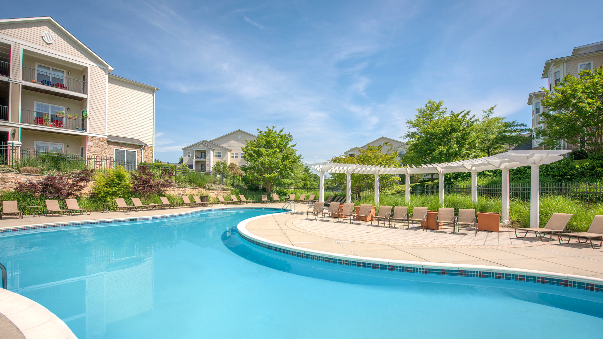 Pool at The Reserve at Fairfax Corner Apartments (4 of 5)