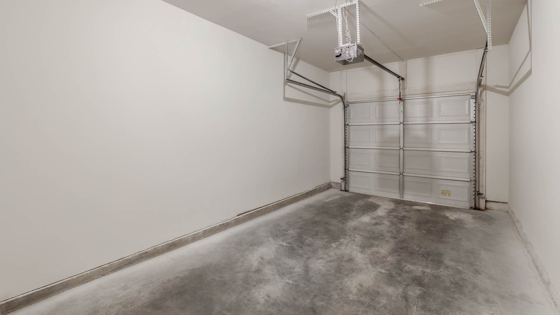 The Reserve at Fairfax Corner Apartments 2 of 7