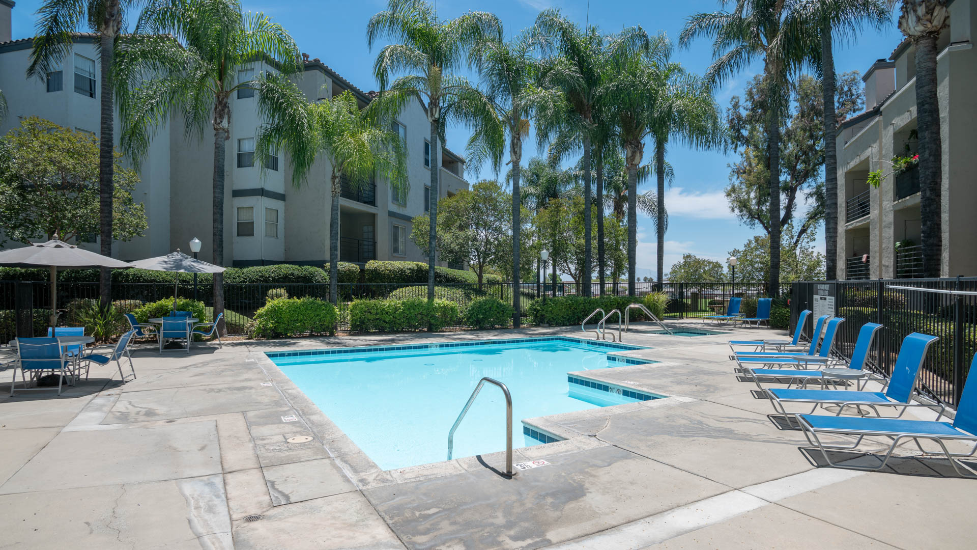 Pool at Centre Club Apartments (3 of 3)