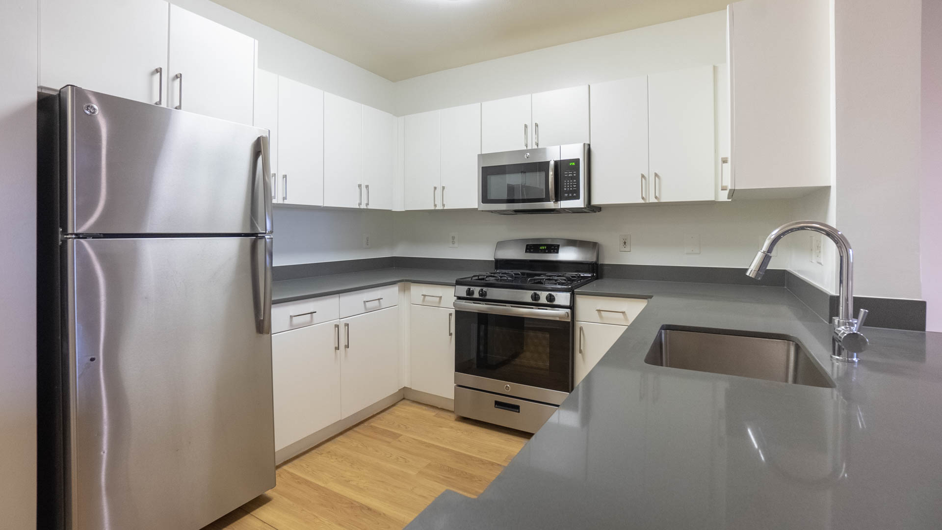 The Reserve at Eisenhower Apartments 8 of 12