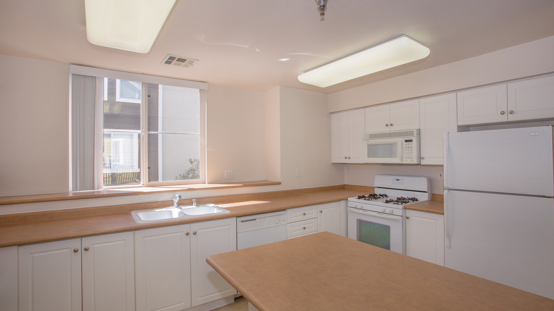 Artisan Square Apartments 1 of 9