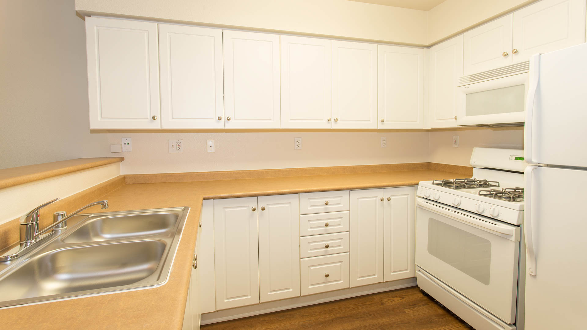 Artisan Square Apartments 5 of 9