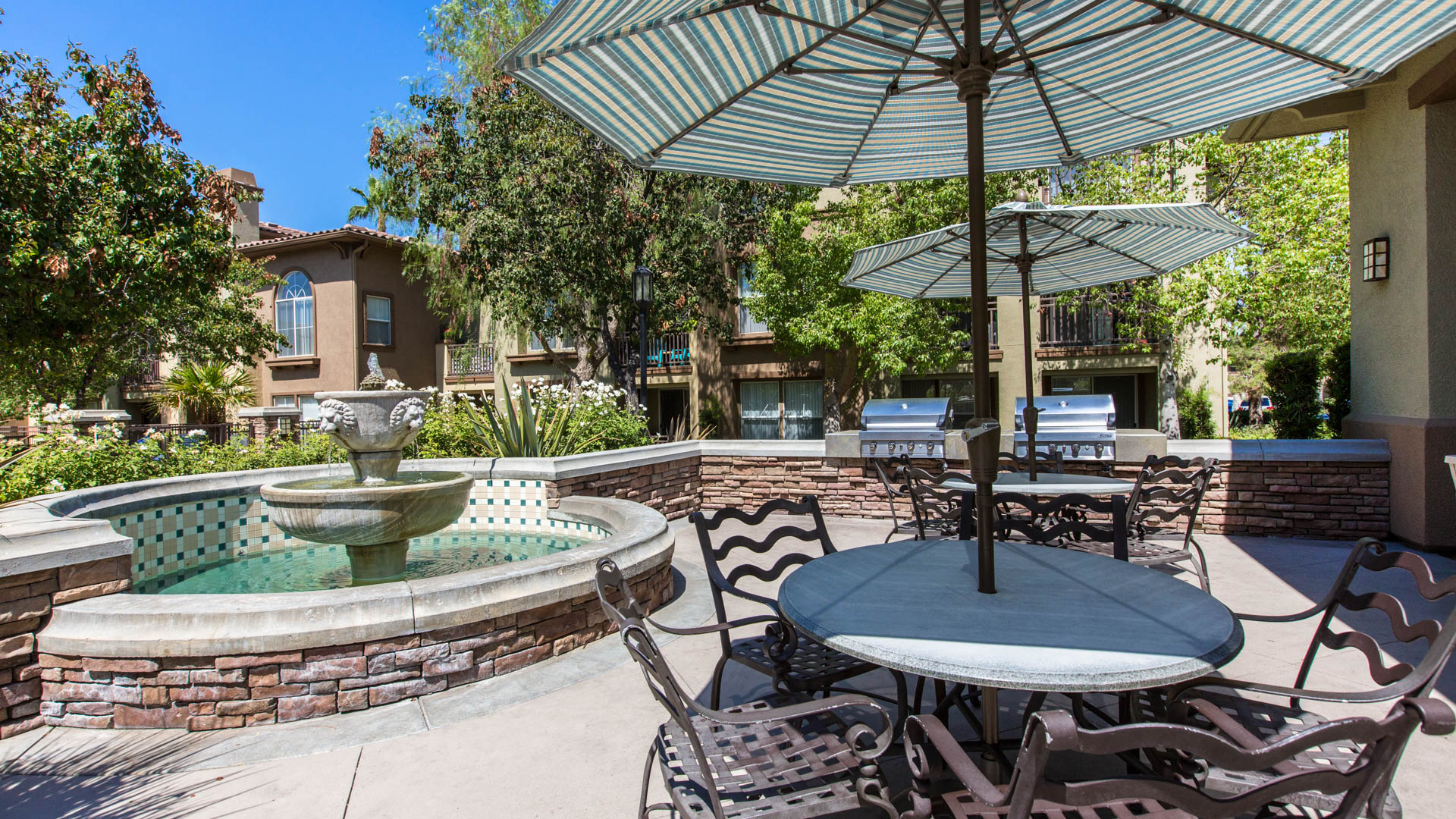Grill area at The Oaks Apartments (1 of 2)