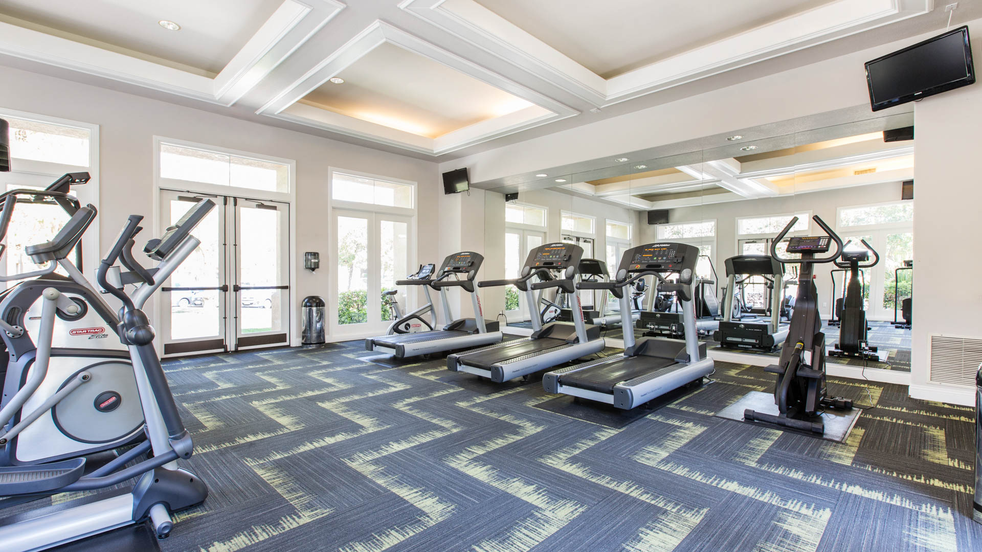 Gym at The Oaks Apartments (1 of 2)