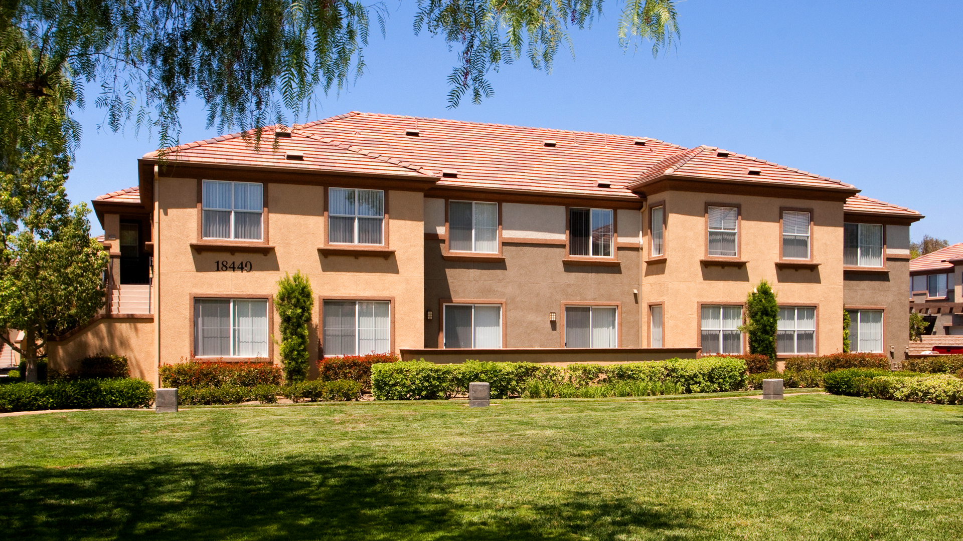 The Oaks Apartments 3 of 12