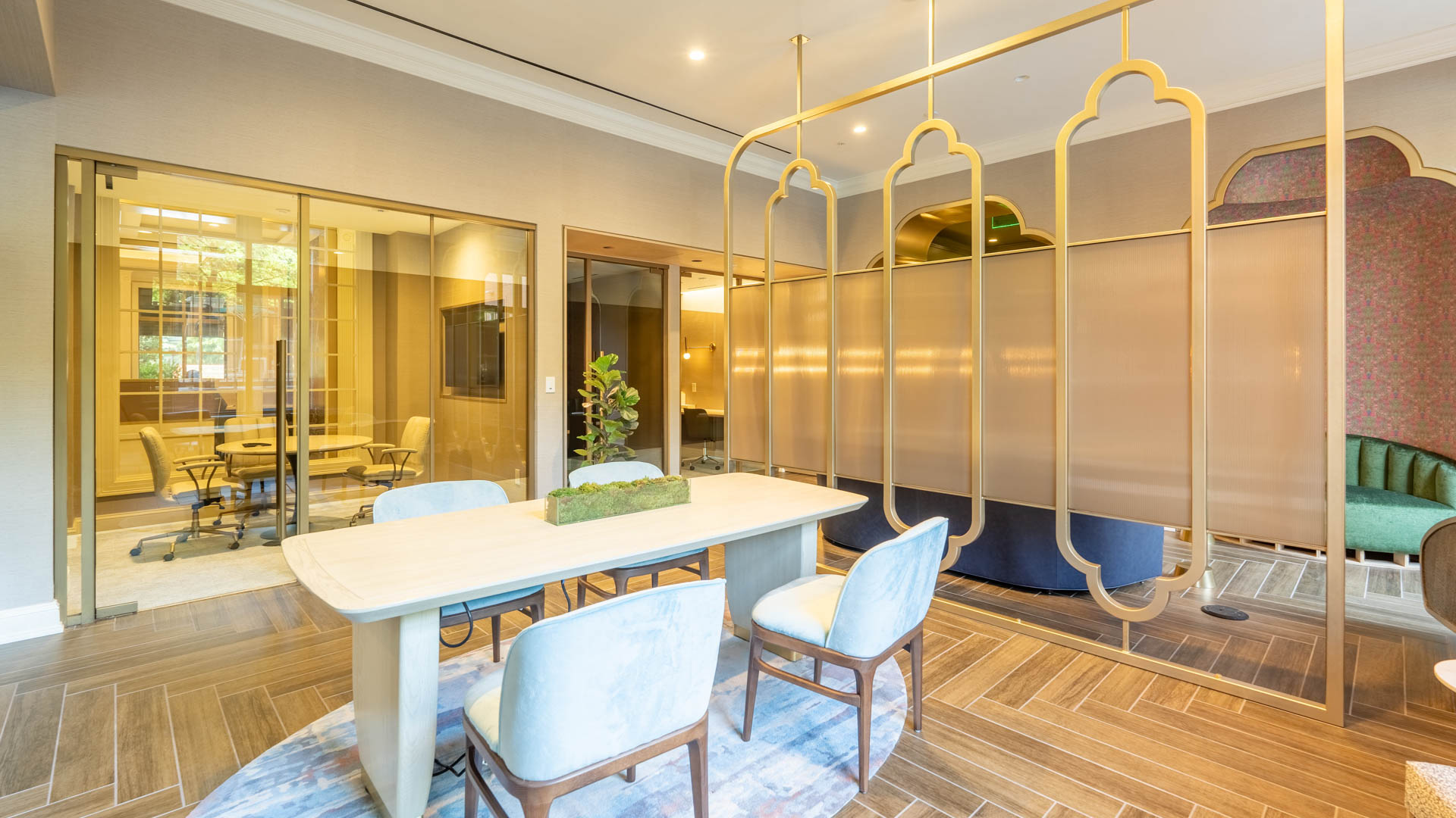 Work space at The Reserve at Clarendon Centre Apartments (1 of 4)