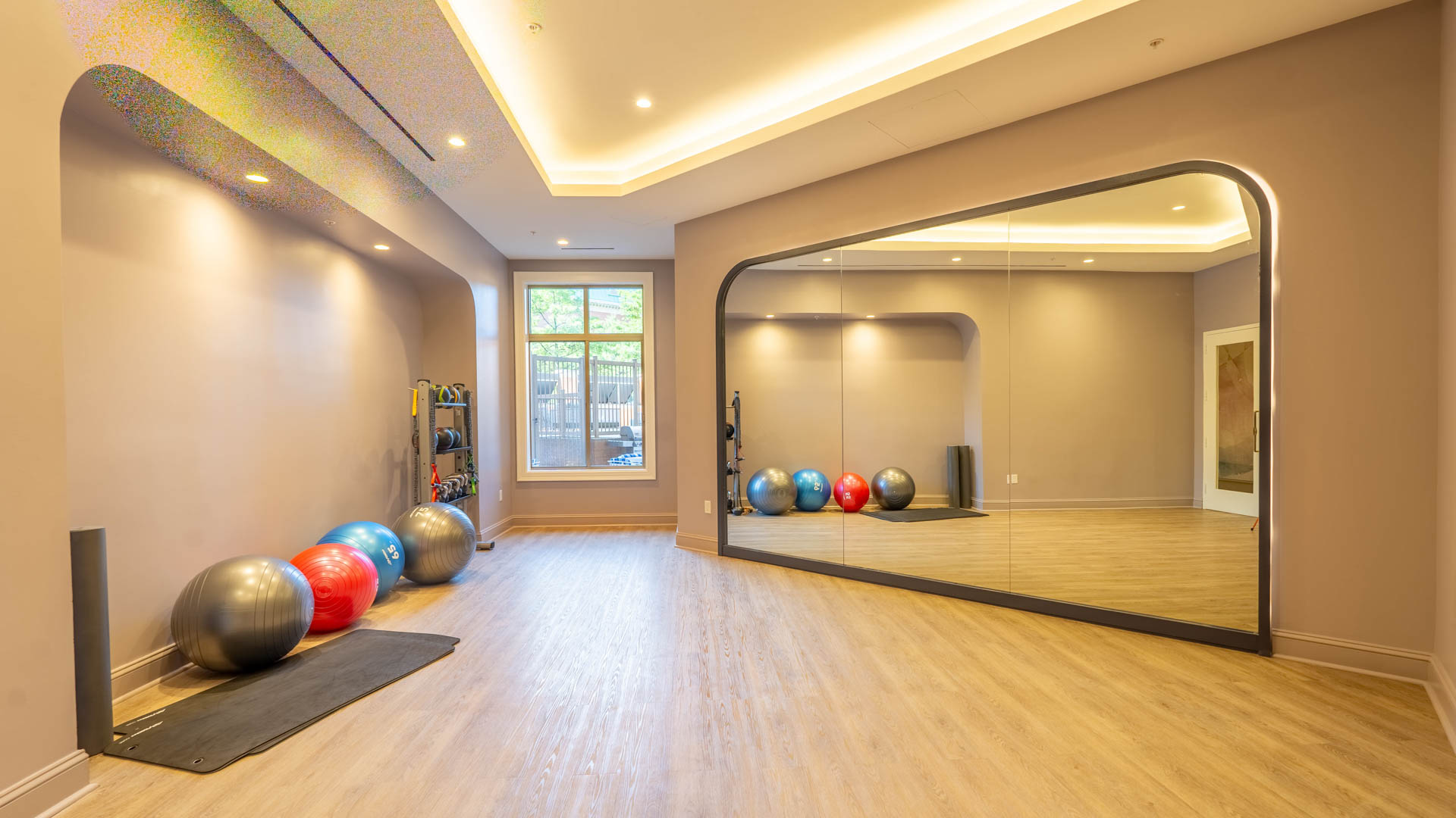 Gym at The Reserve at Clarendon Centre Apartments (5 of 6)