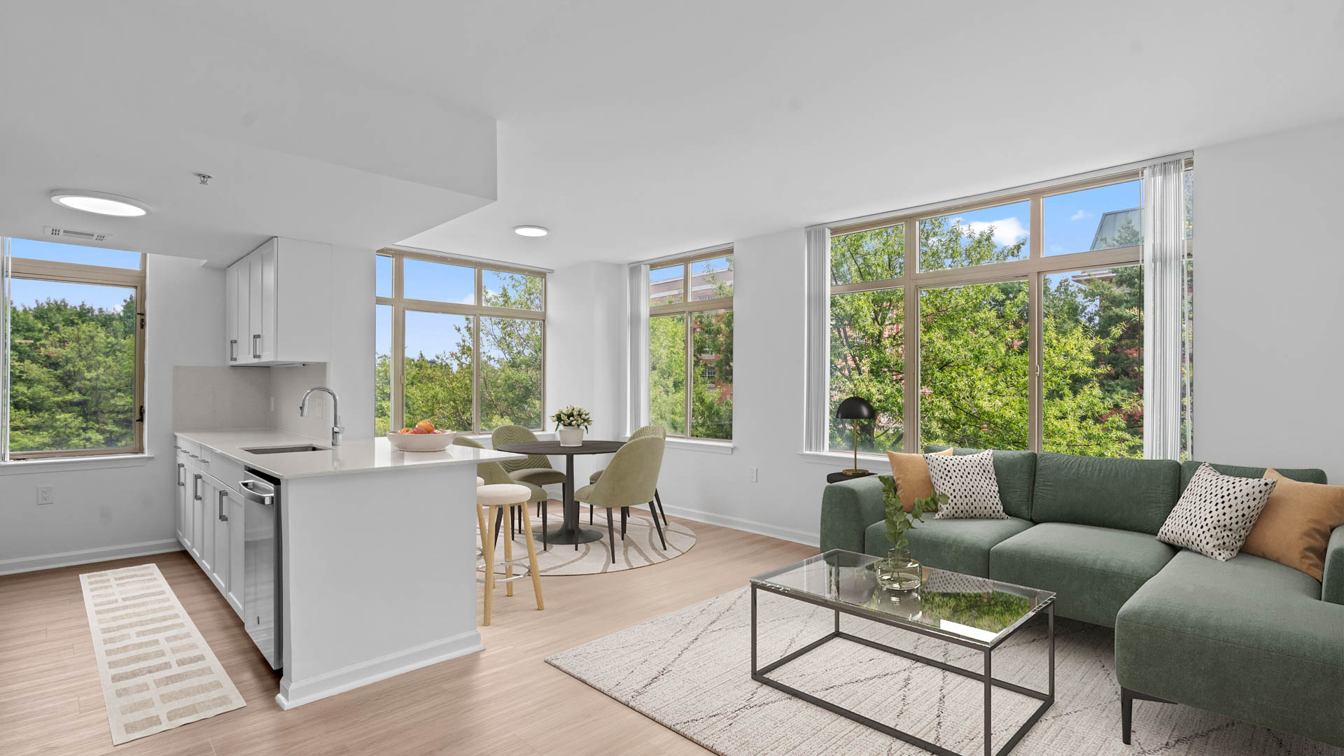 The Reserve at Clarendon Centre Apartments 5 of 12