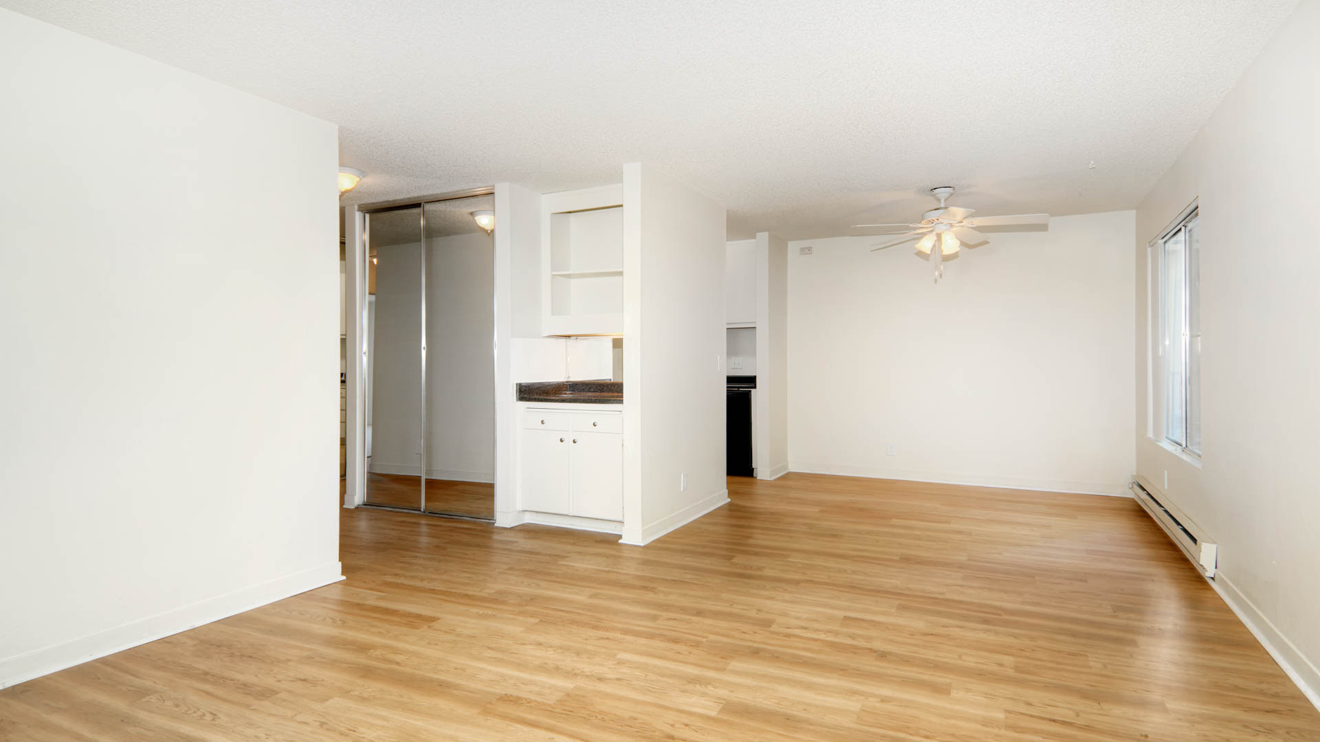 Lorien Ivy Apartments 14 of 15