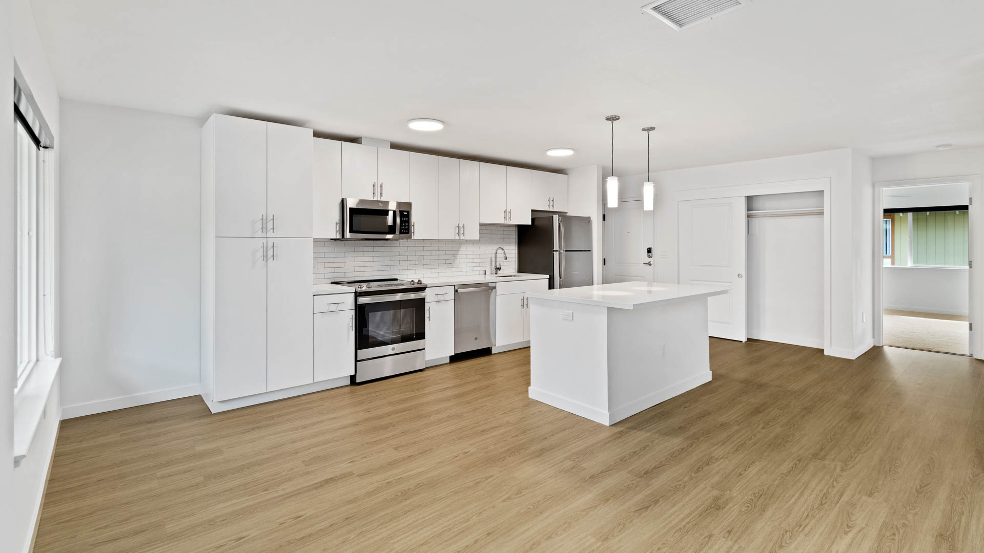 Lorien Ivy Apartments 7 of 12