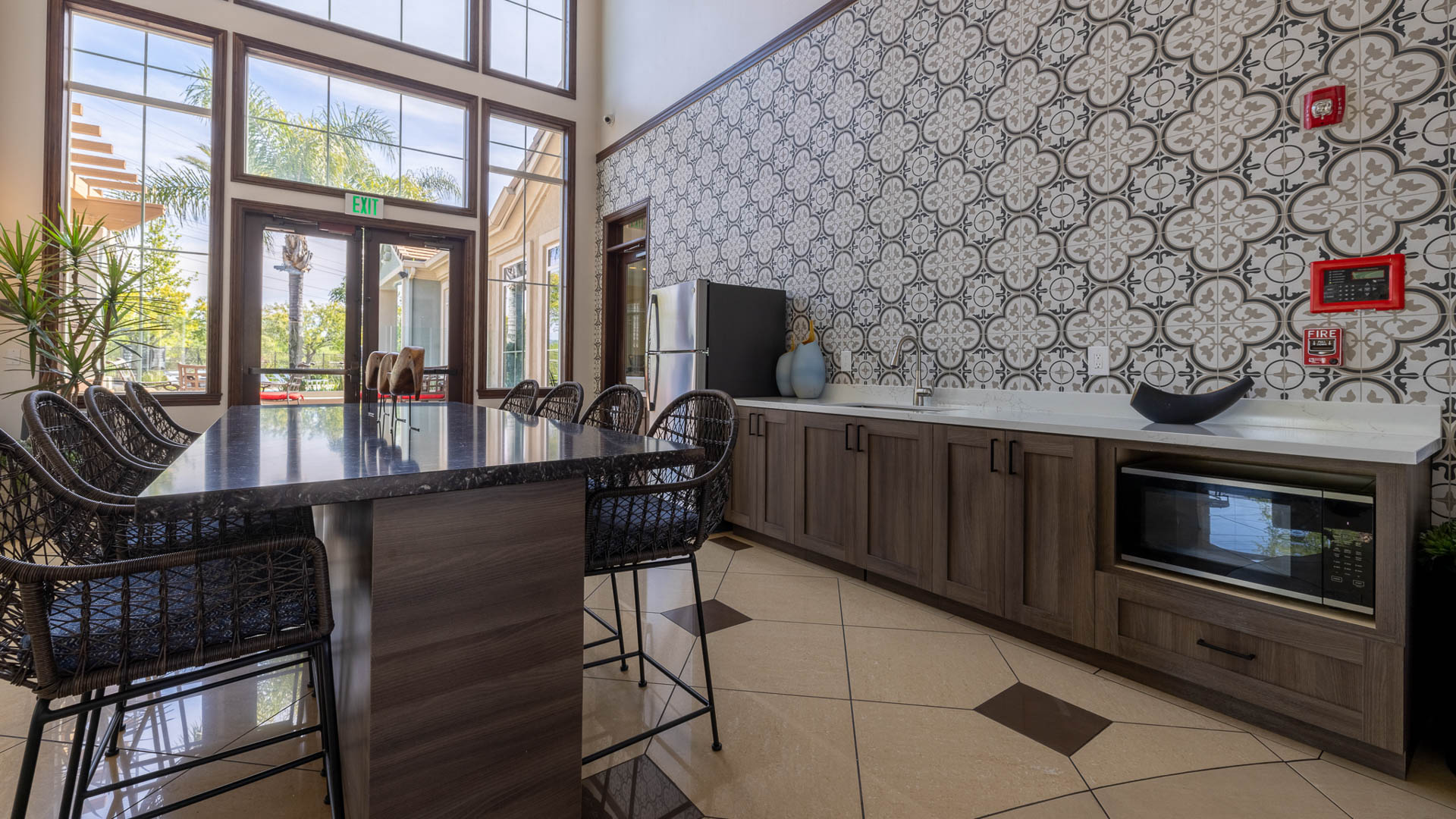 Lounge at Promenade at Town Center Apartments (1 of 4)