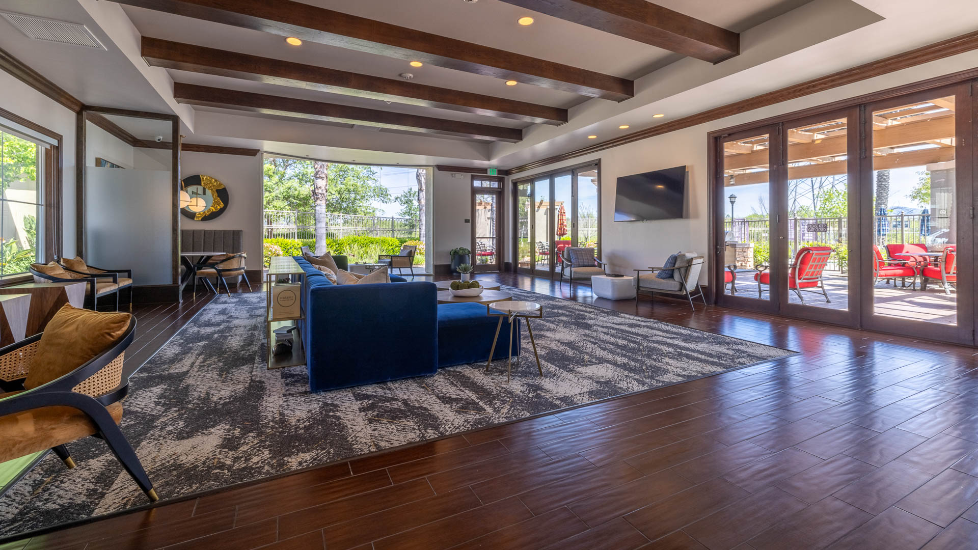 Lounge at Promenade at Town Center Apartments (2 of 4)