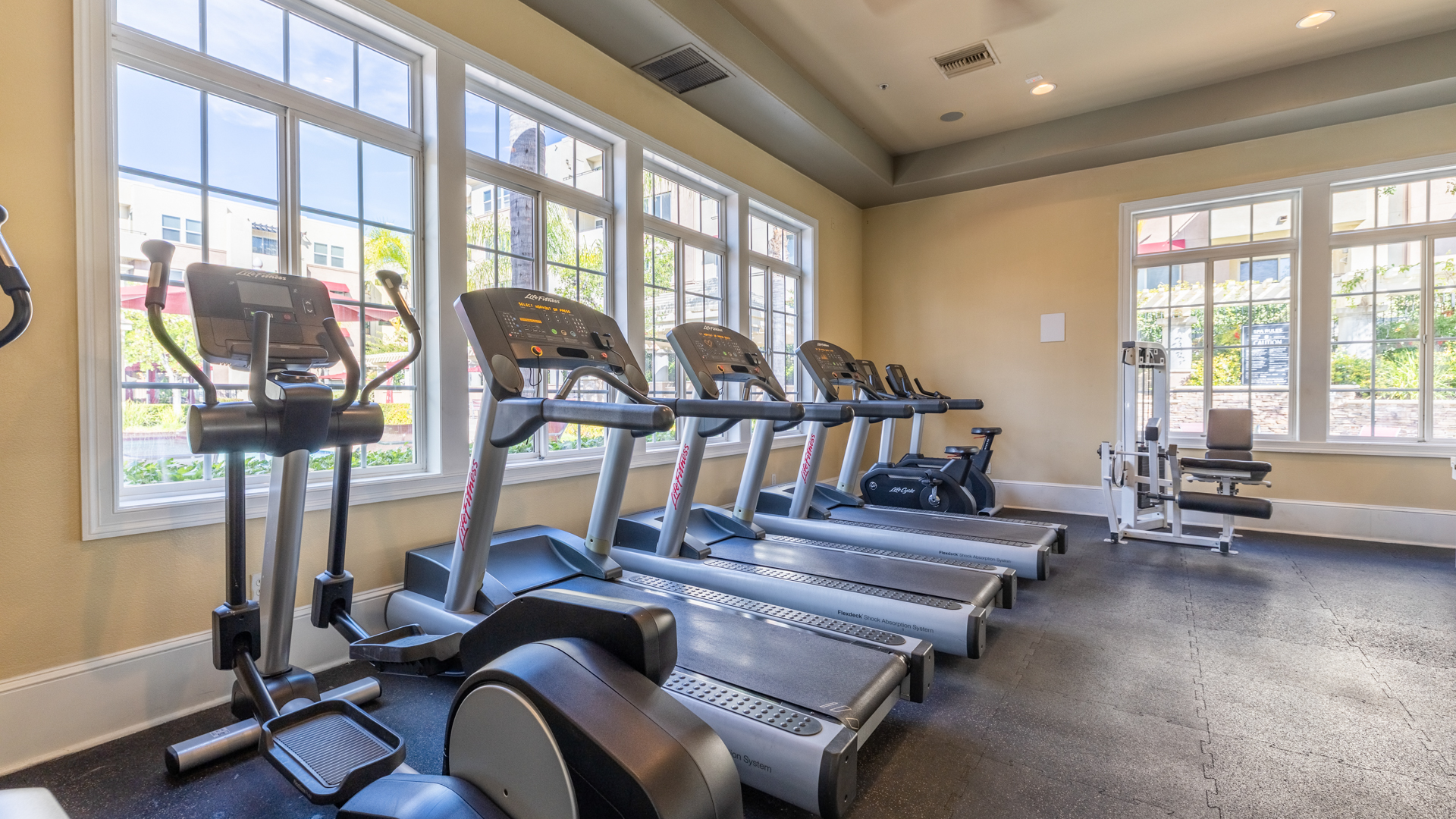 Gym at Bella Vista At Warner Ridge Apartments (1 of 3)